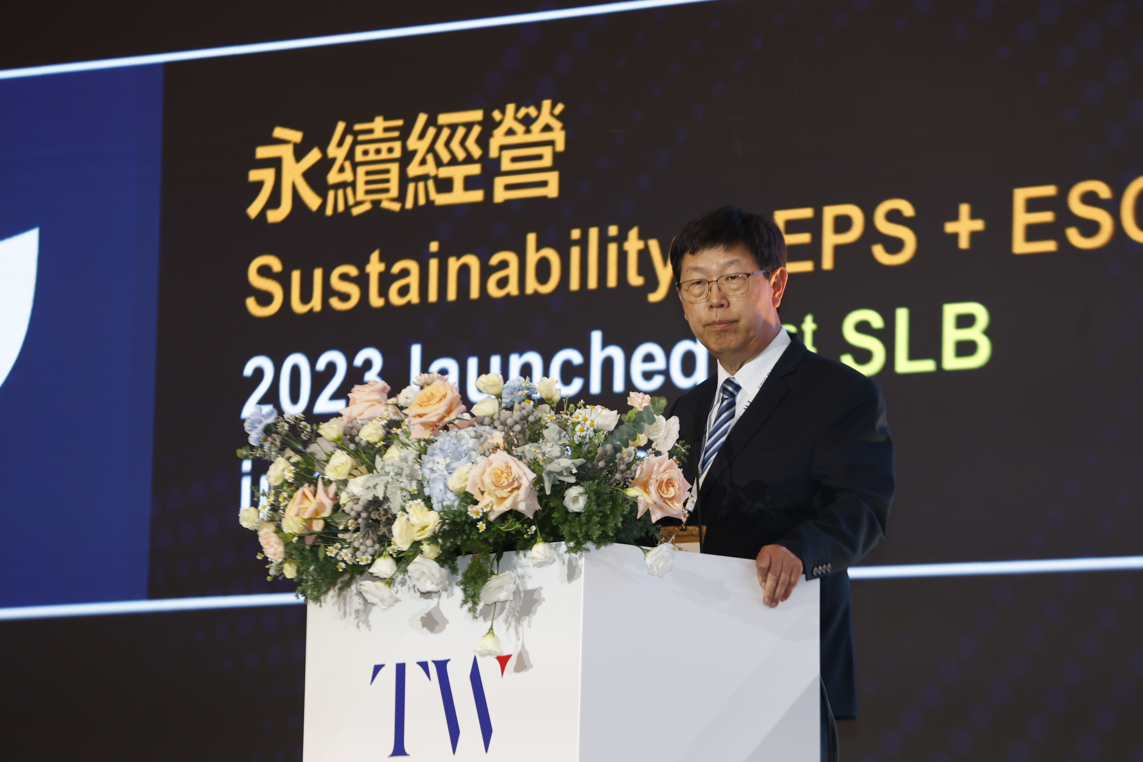 鴻海集團董事長劉揚偉今（15）日上午出席金管會所舉辦的「台灣週」開幕活動。