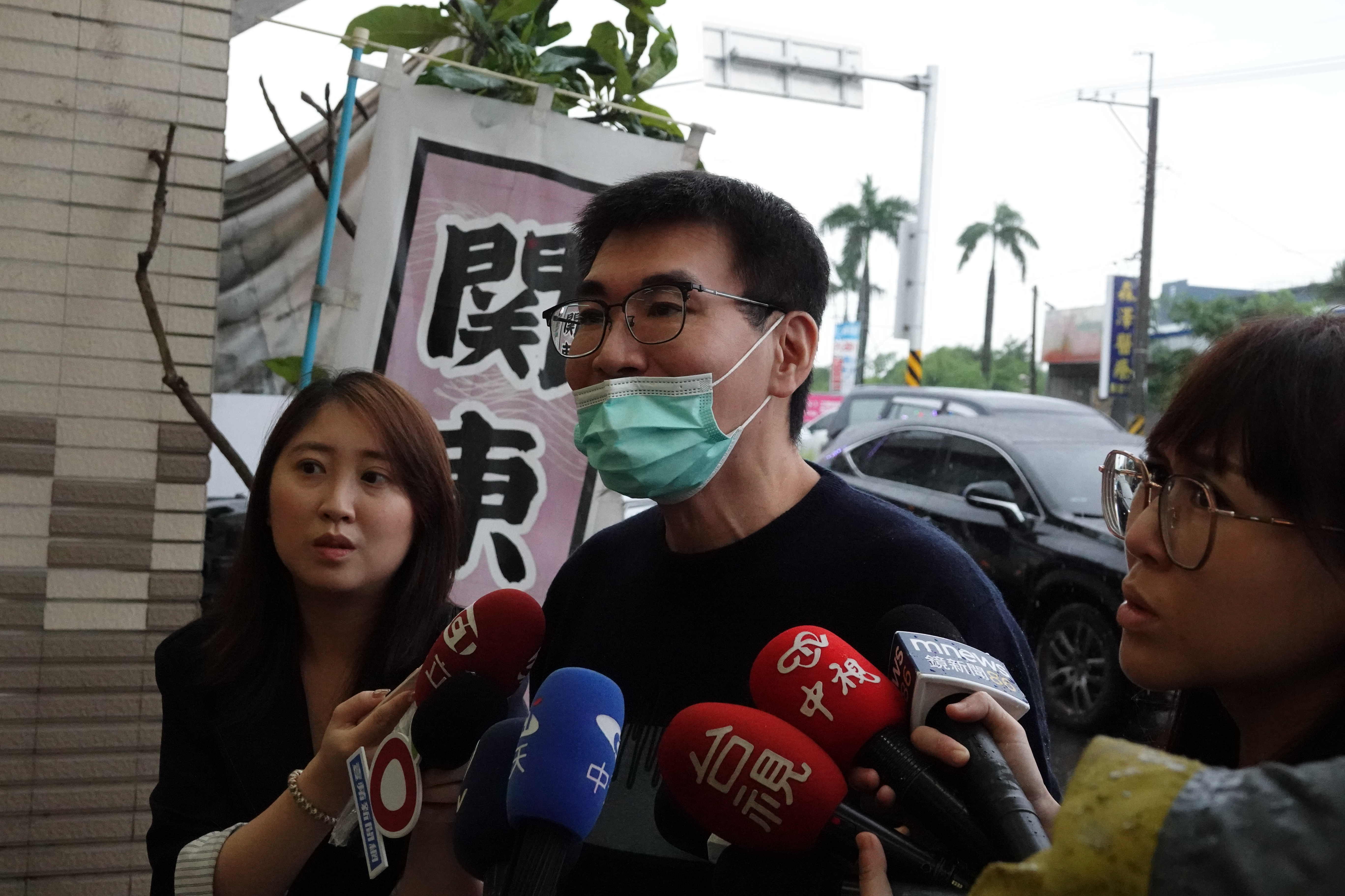 趙建銘今諾會歸還小孩子2,300萬元的教育基金,但記者問及投資賺多少錢,他依舊沒有清楚說明。