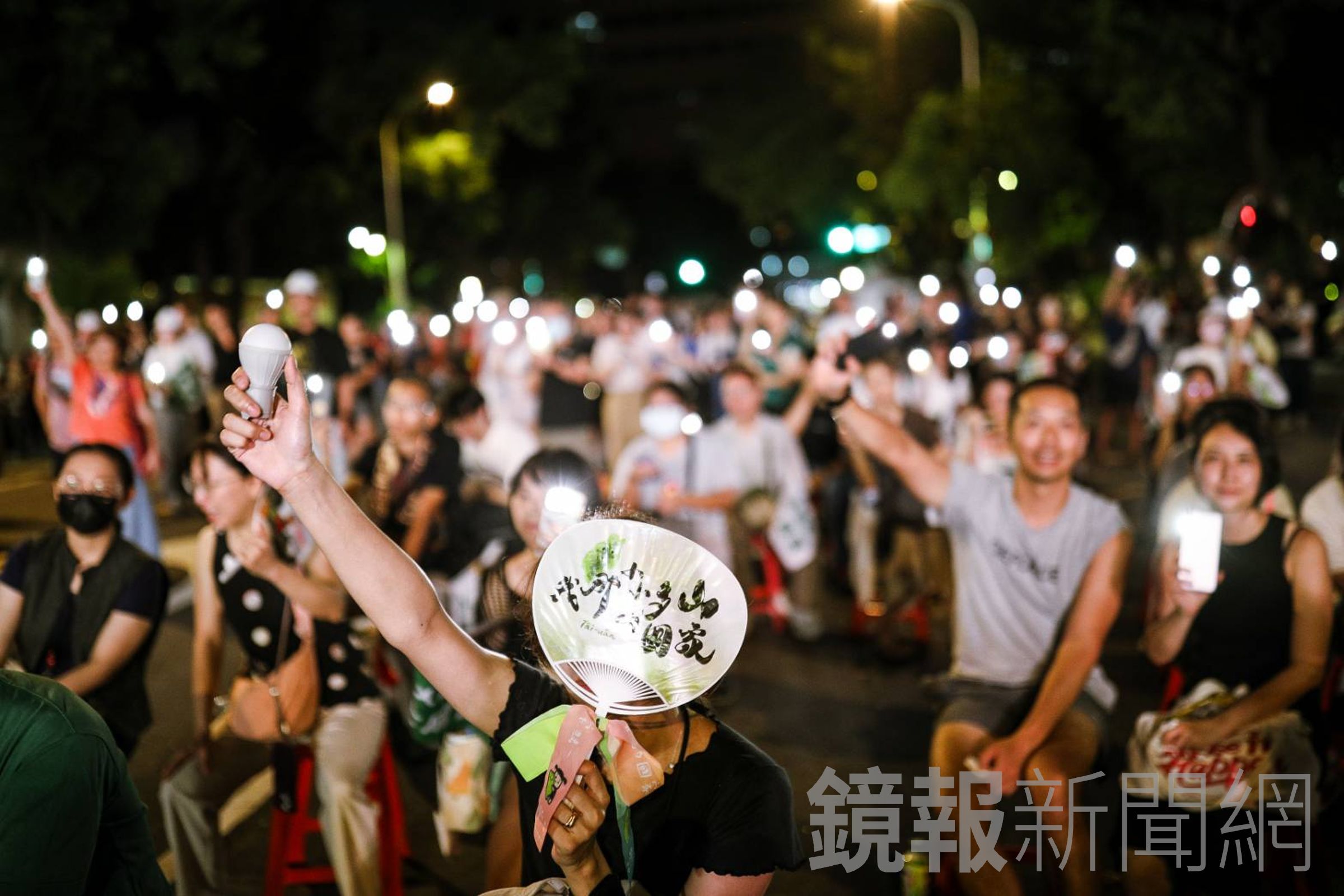 吳達偉分析大罷免失敗，點出讓中間選民不買單原因。圖為昨日的台北罷團。（ 鏡報鄒保祥攝）