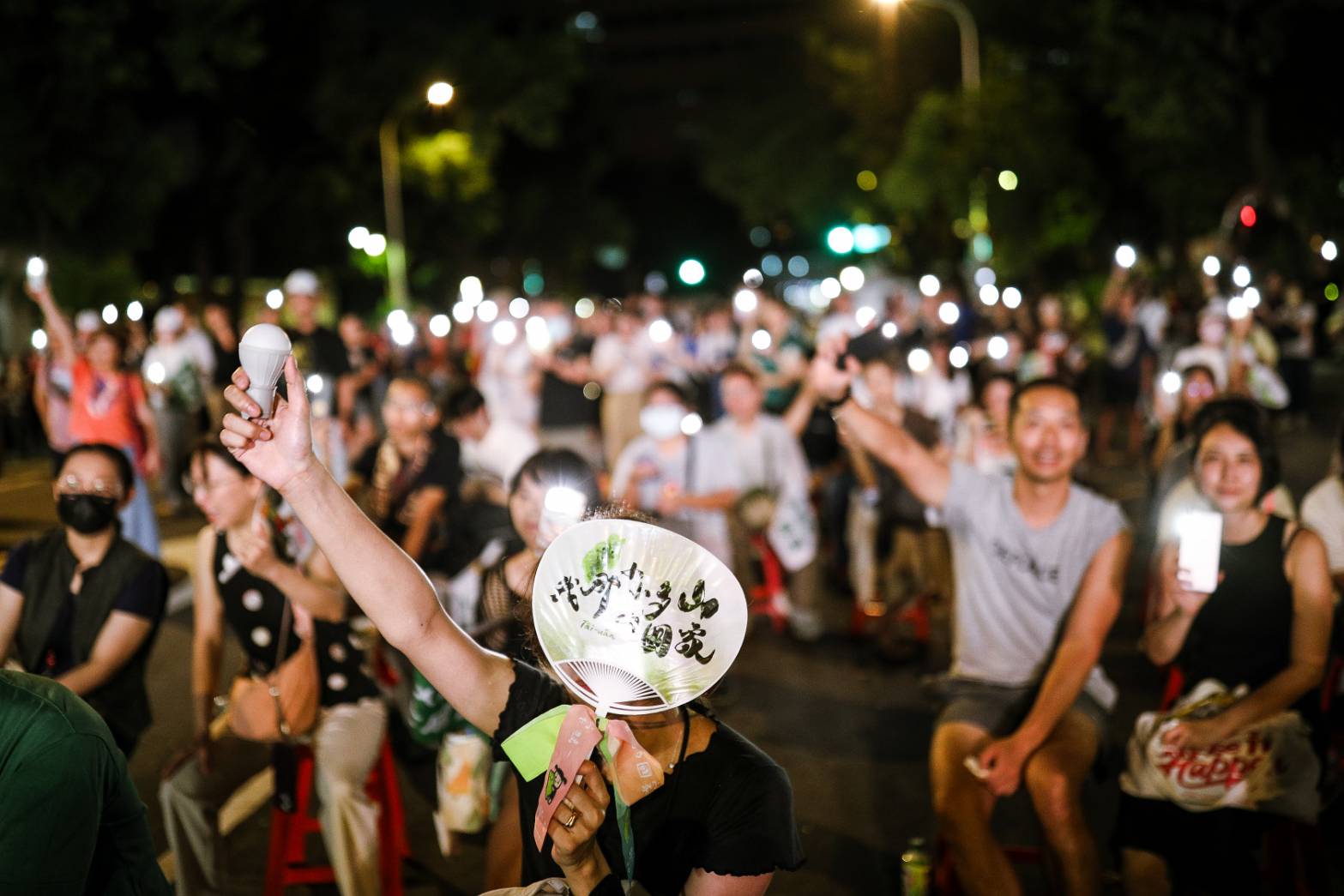 吳達偉分析大罷免失敗,點出讓中間選民不買單原因。圖為昨日的台北罷團。( 鏡報鄒保祥攝)