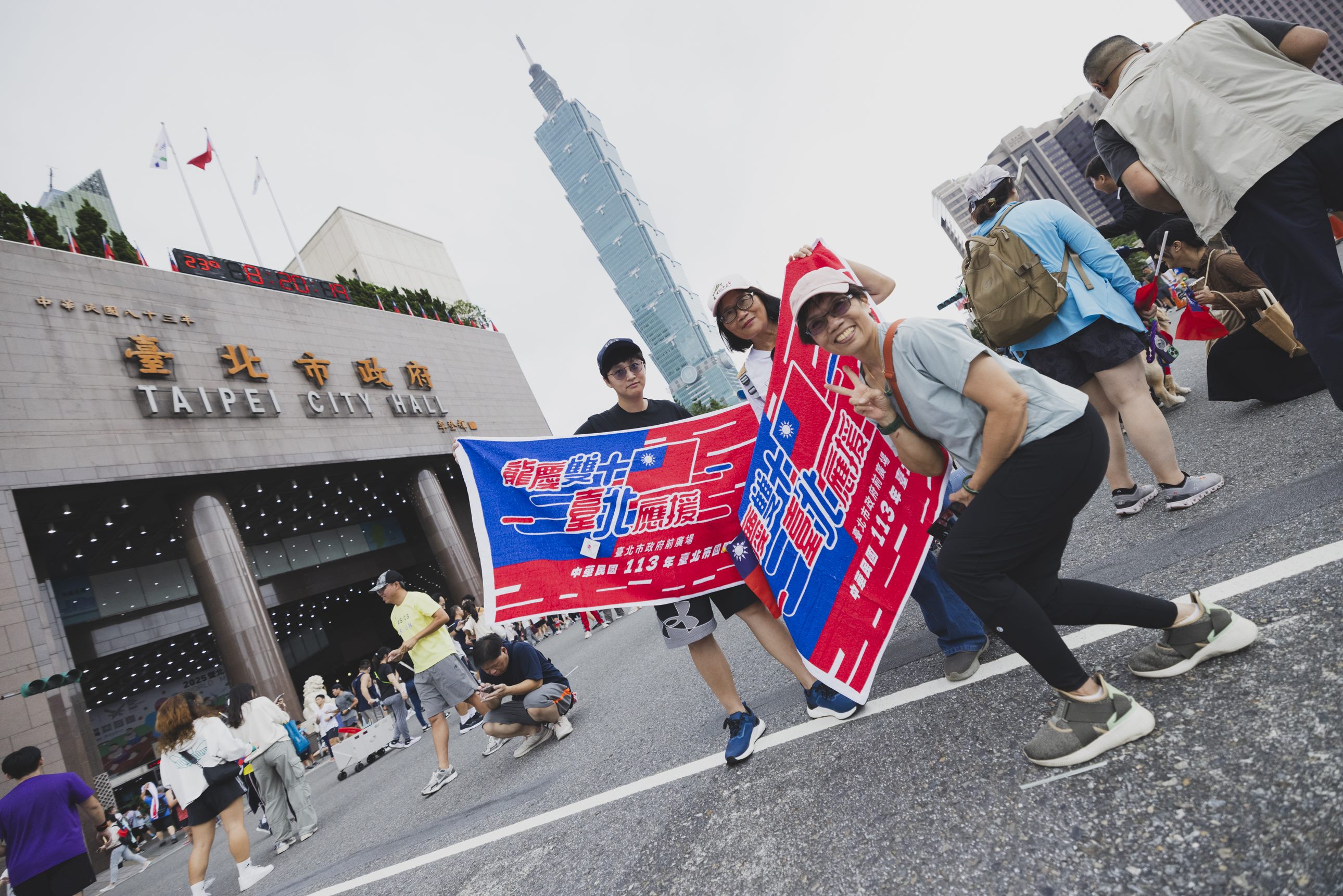 民眾參加北市國慶升旗慢跑活動。（台北市政府提供）