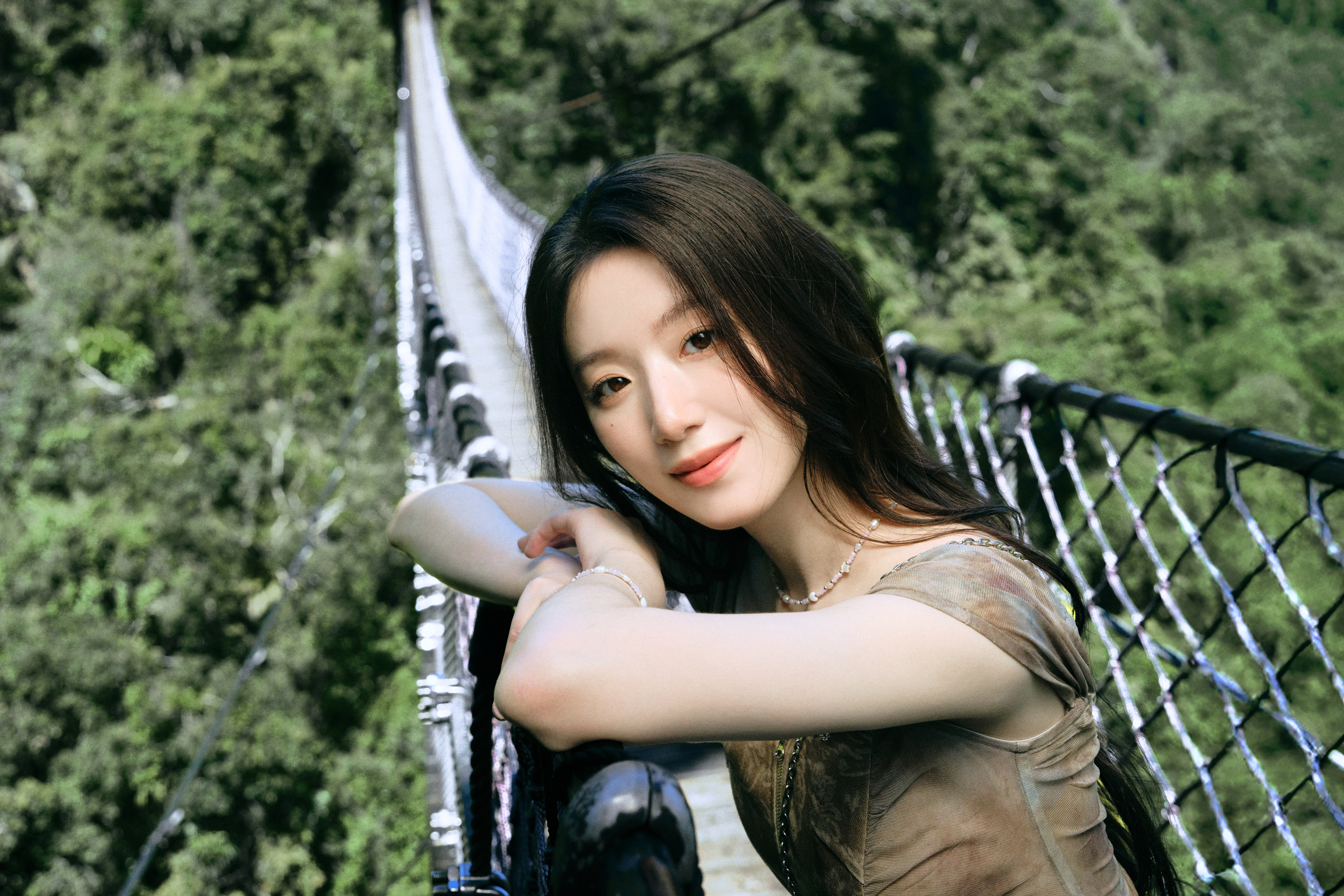 舒華最愛小烏來天空繩橋的自然風景。（桃園市政府觀光旅遊局提供）