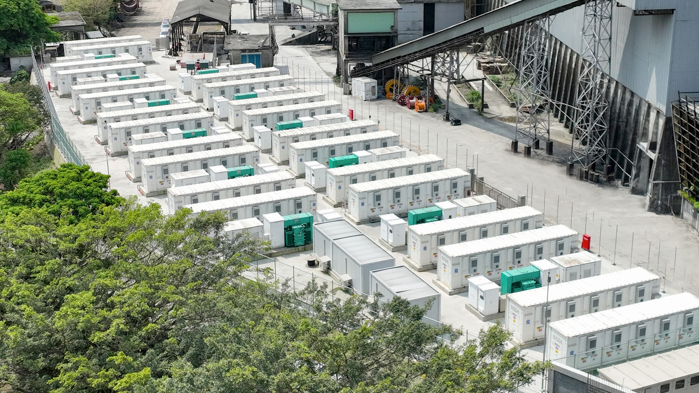 台泥宜蘭蘇澳35MW E-dReg儲能系統正式啟用,總容量達到145MW。(台泥提供)