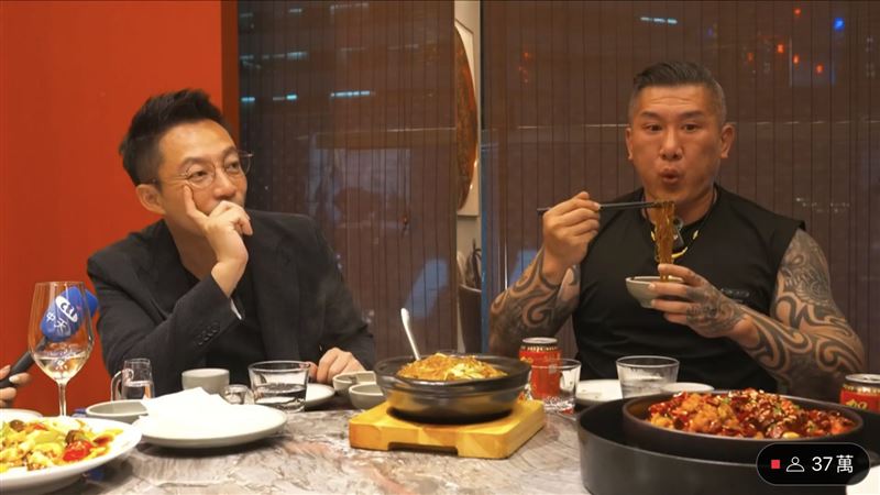 館長5度前往大陸考察。（翻攝自館長YT）