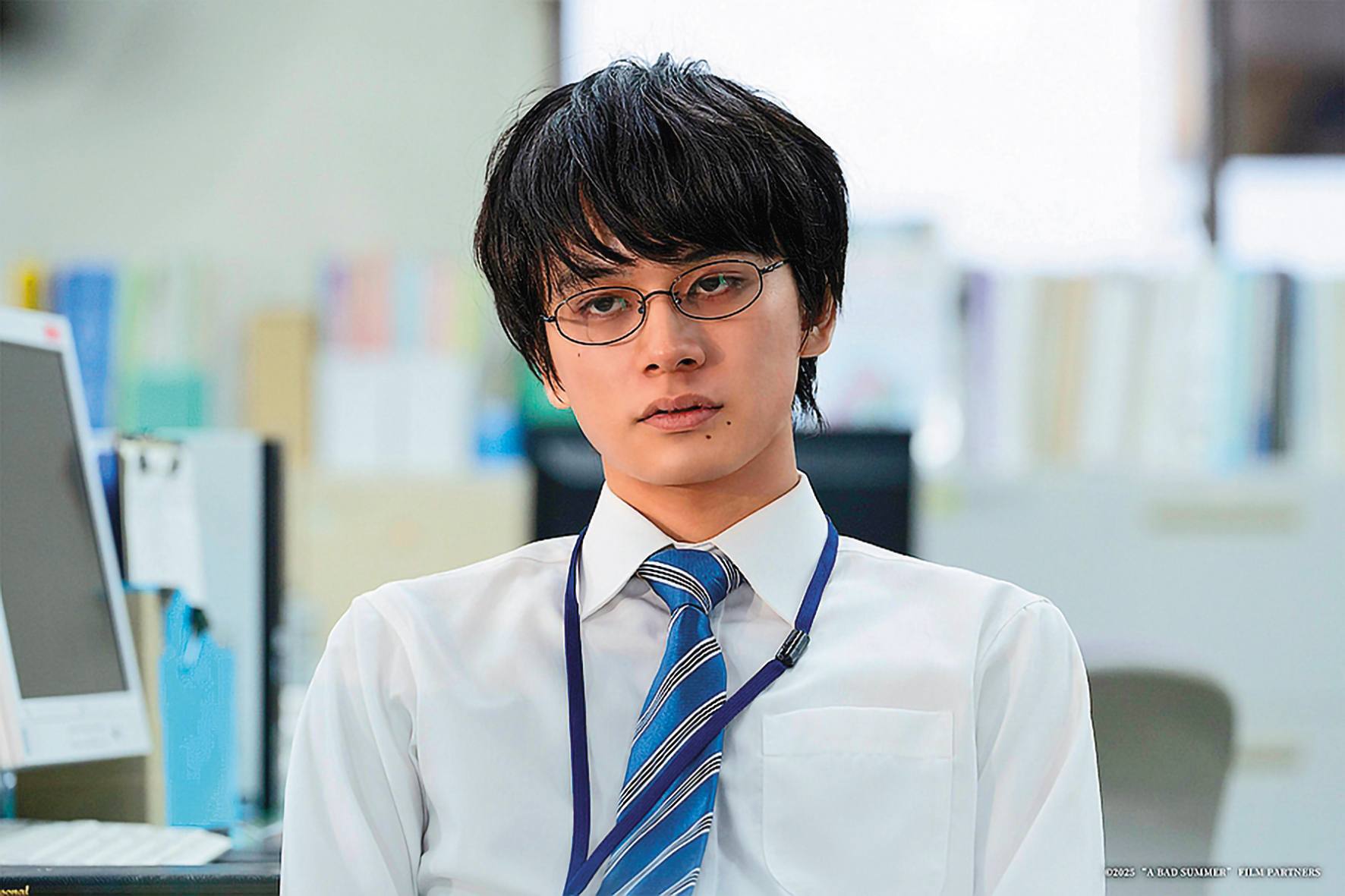 地方政府負責弱勢補助的公務員，偶然得知同僚用中斷補助要脅申請者，前去探視的他也被捲入黑暗之中。（台北電影節提供）