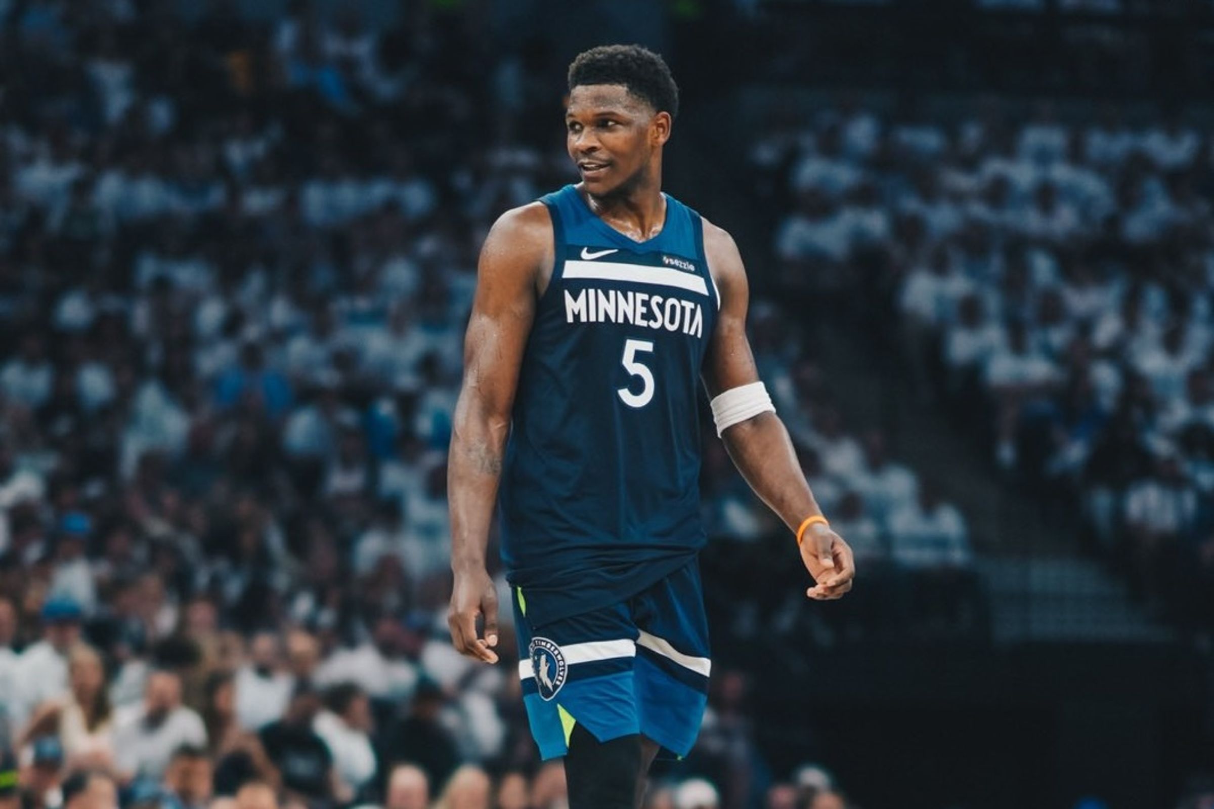 灰狼G5在一哥艾德華茲帶領下挺進西區季後賽決賽。(翻攝自X@Timberwolves)