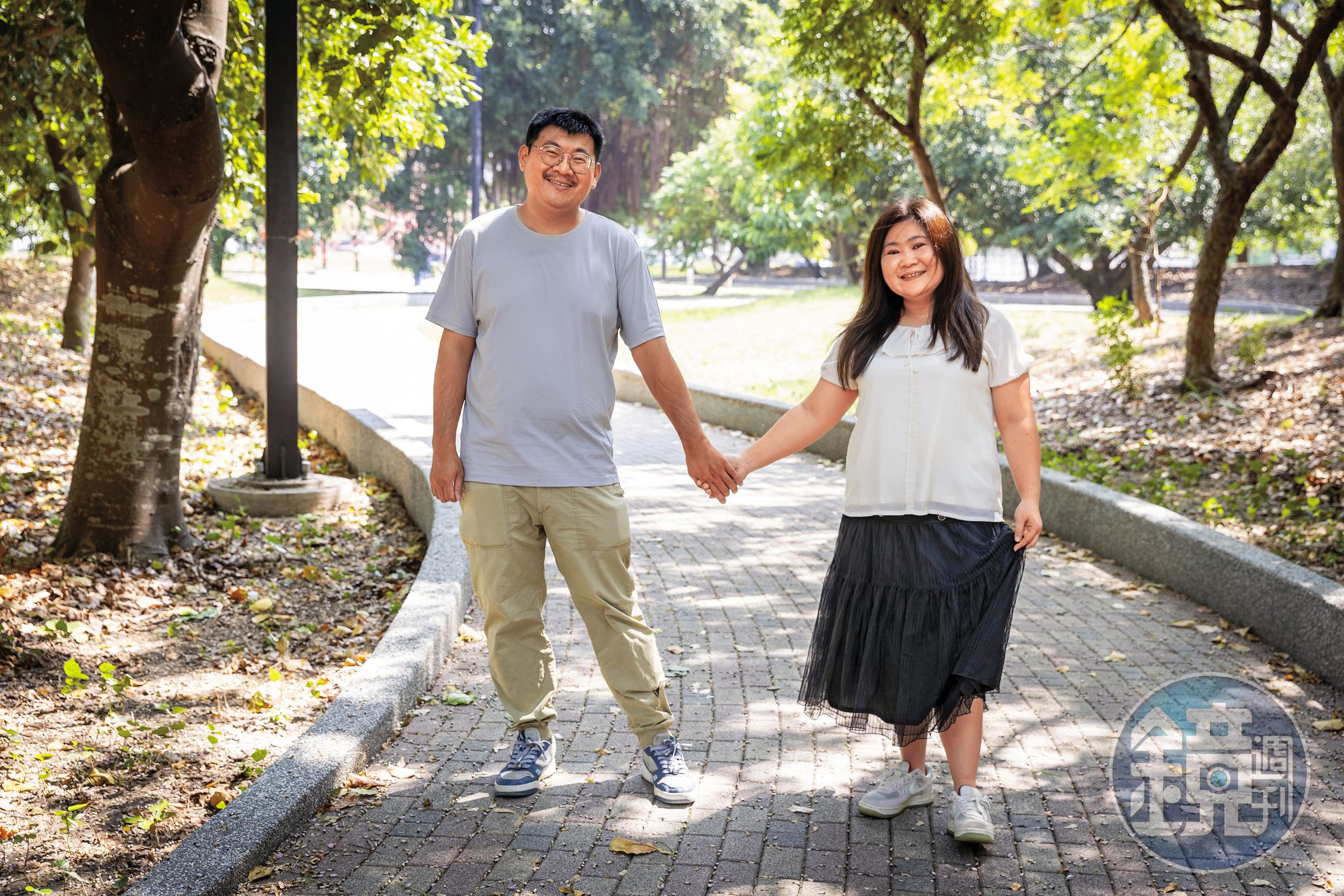 陳志軒(左)和妻子薛聖月(右)是相差12歲的姐弟戀,2人交往結婚已經快9年。
