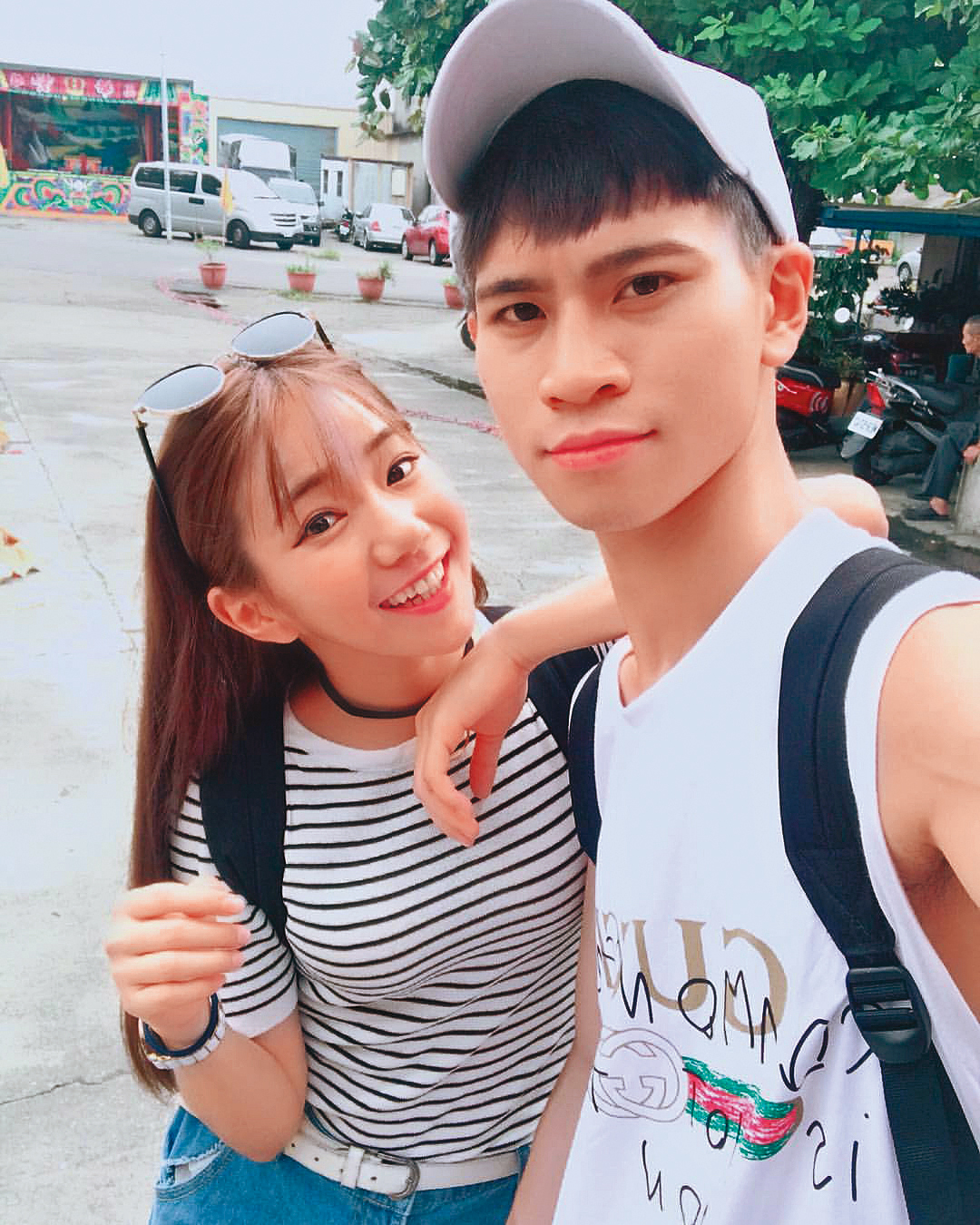 Andy（右）、家寧（左）合作拍片後才在一起，家寧被爆當時另有男友但卻劈腿。（翻攝自眾量級IG）