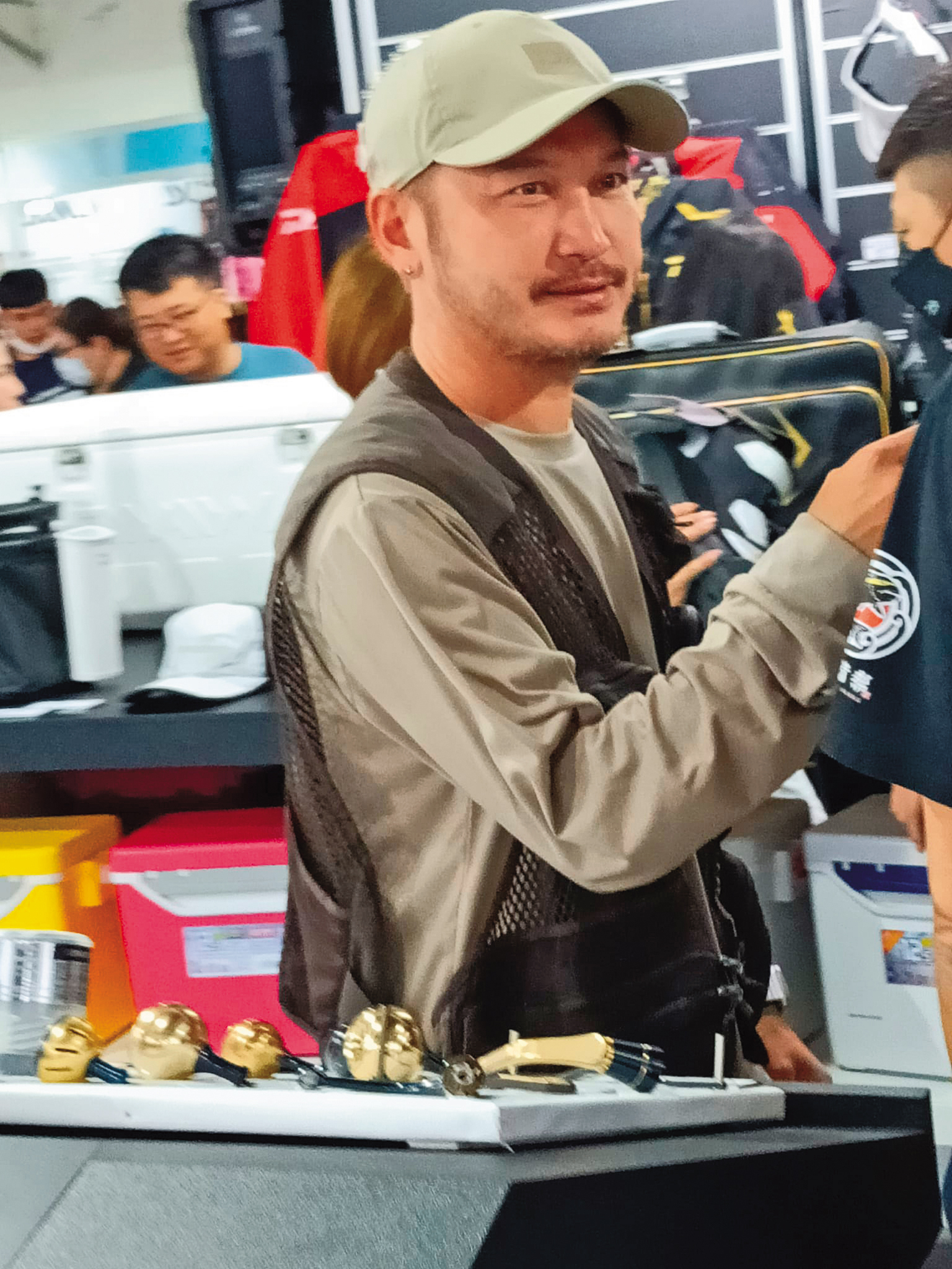 KID 婚後愈見成熟，2年前更在老家買房給家人。（翻攝自KID臉書）