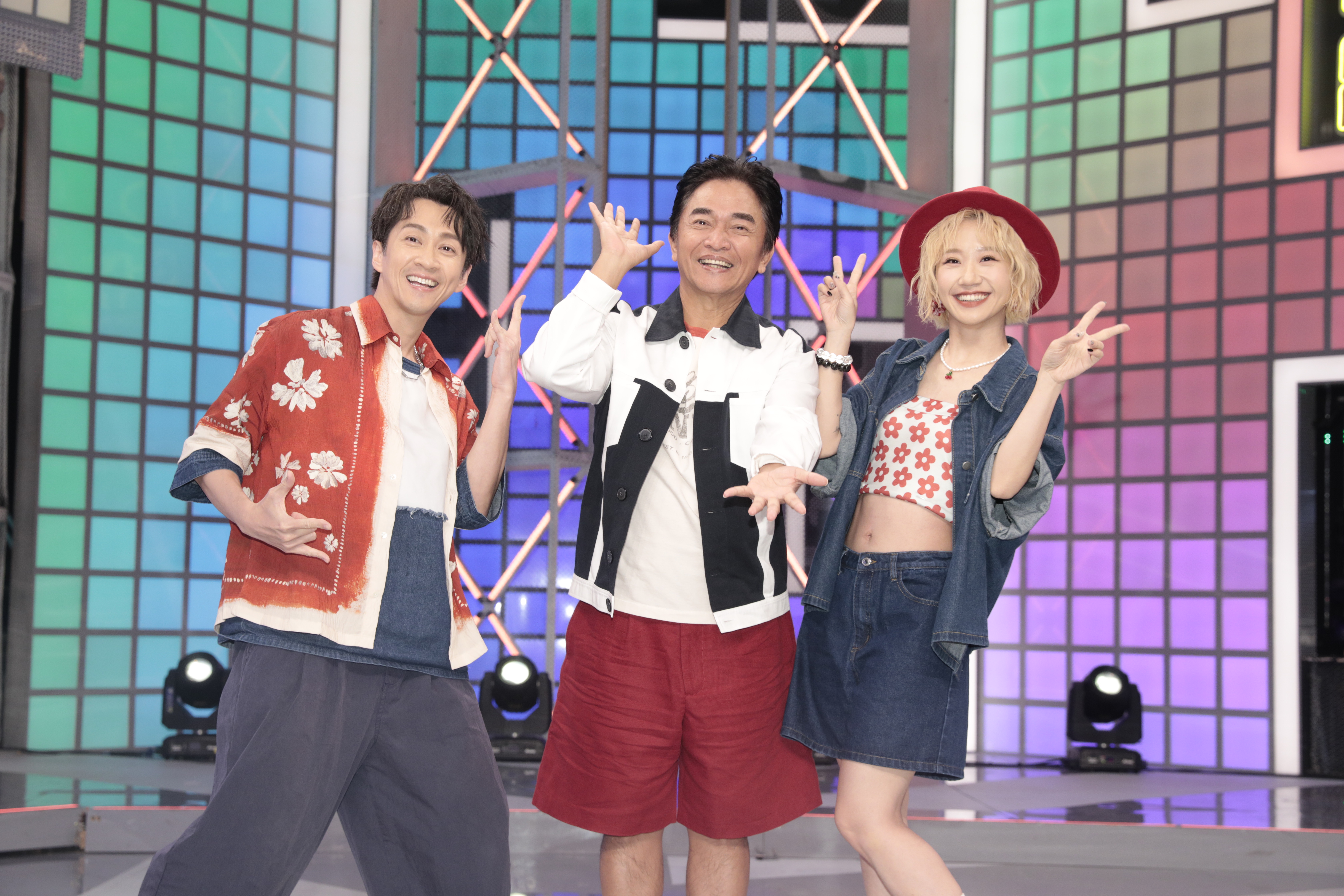 吳宗憲（中）曾說過，如果LuLu（右）和陳漢典（左）結婚，自己會包200萬大紅包。（本刊資料照）