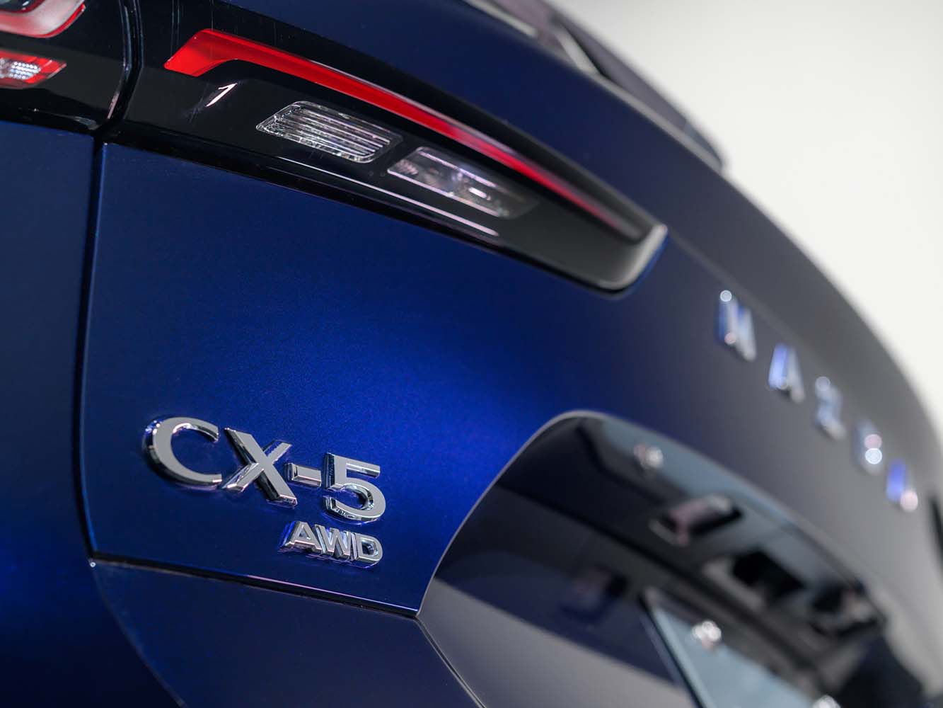 全車系皆搭載 AWD 四輪傳動系統。