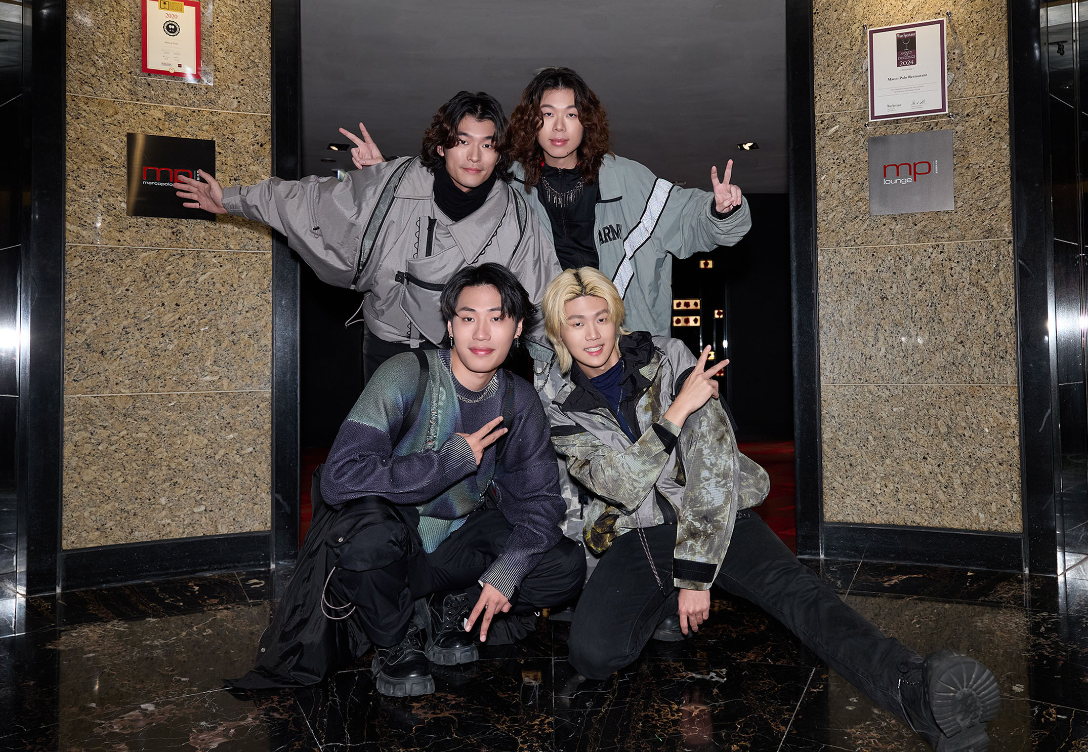 PALLAS 帕拉斯成員們今（6日）才發現合約裡擬明違反禁愛令罰款千萬，坦承簽約時沒有認真看內容，引起全場大笑。（迷音樂提供）