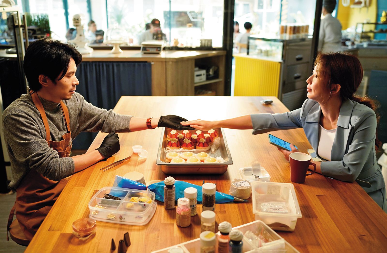 地獄浪漫新續篇1/「何百芮」IP宇宙擴大 留美碩士新導演接手拚笑點