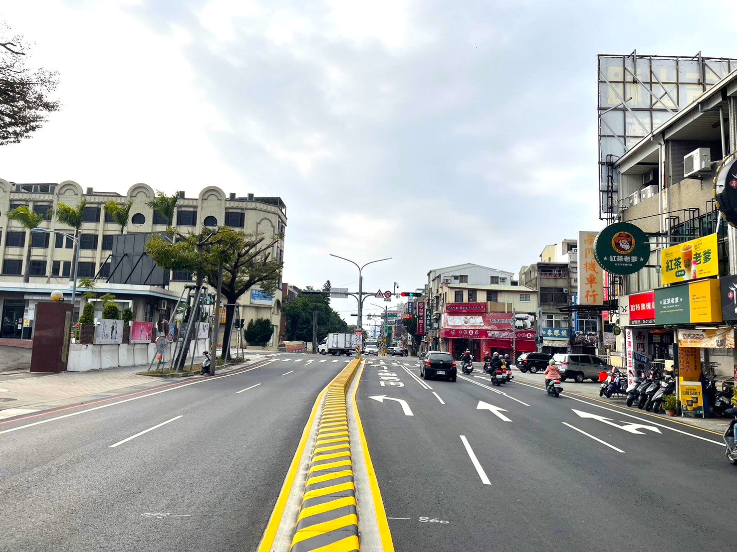 內側道不再禁行機車！台南首創開放機車行駛內側車道，實證安全穩定，政策獲市民高度支持。