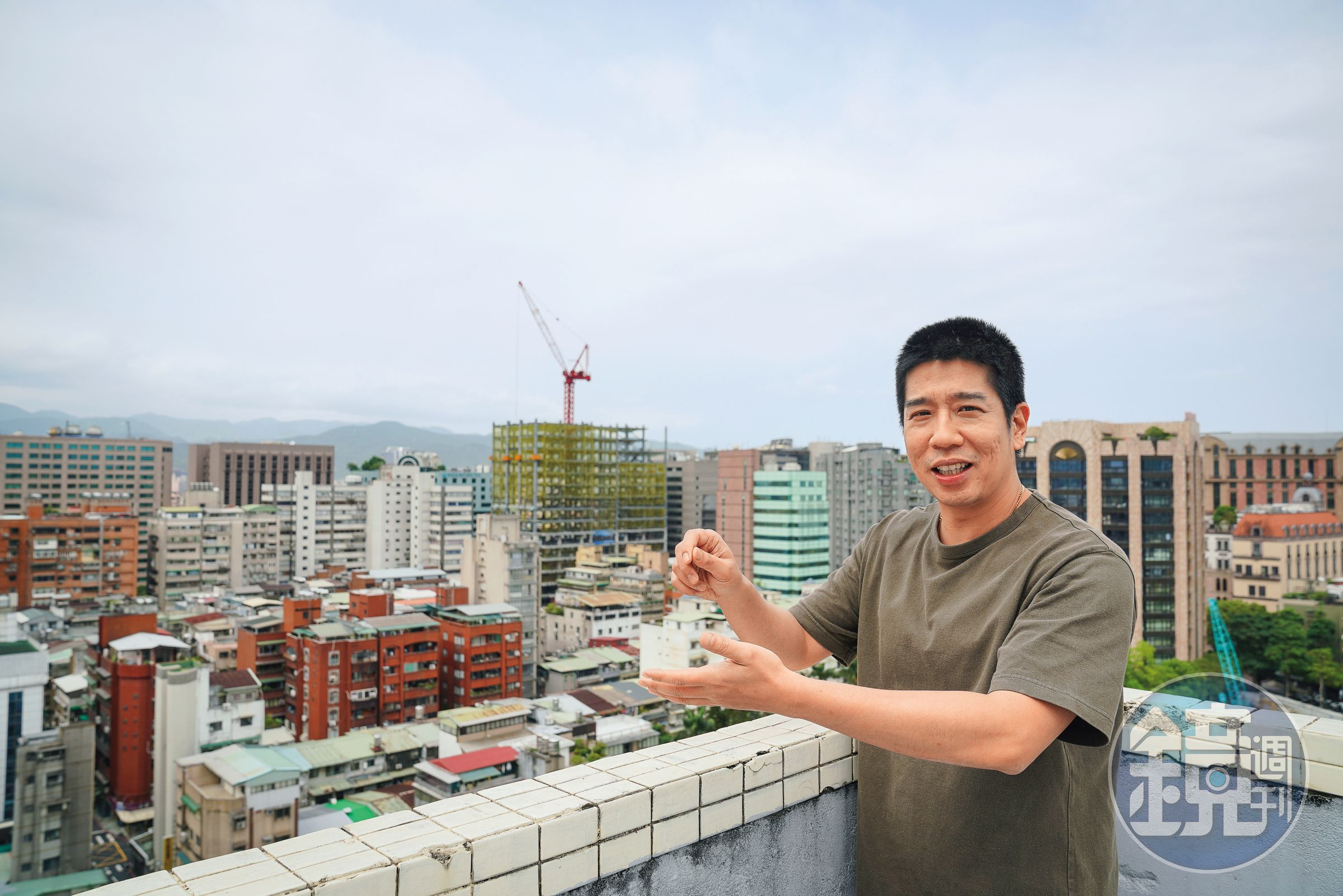 林裕豐專挑穩健成長的龍頭股，趁市場出現風暴時，積極買進。