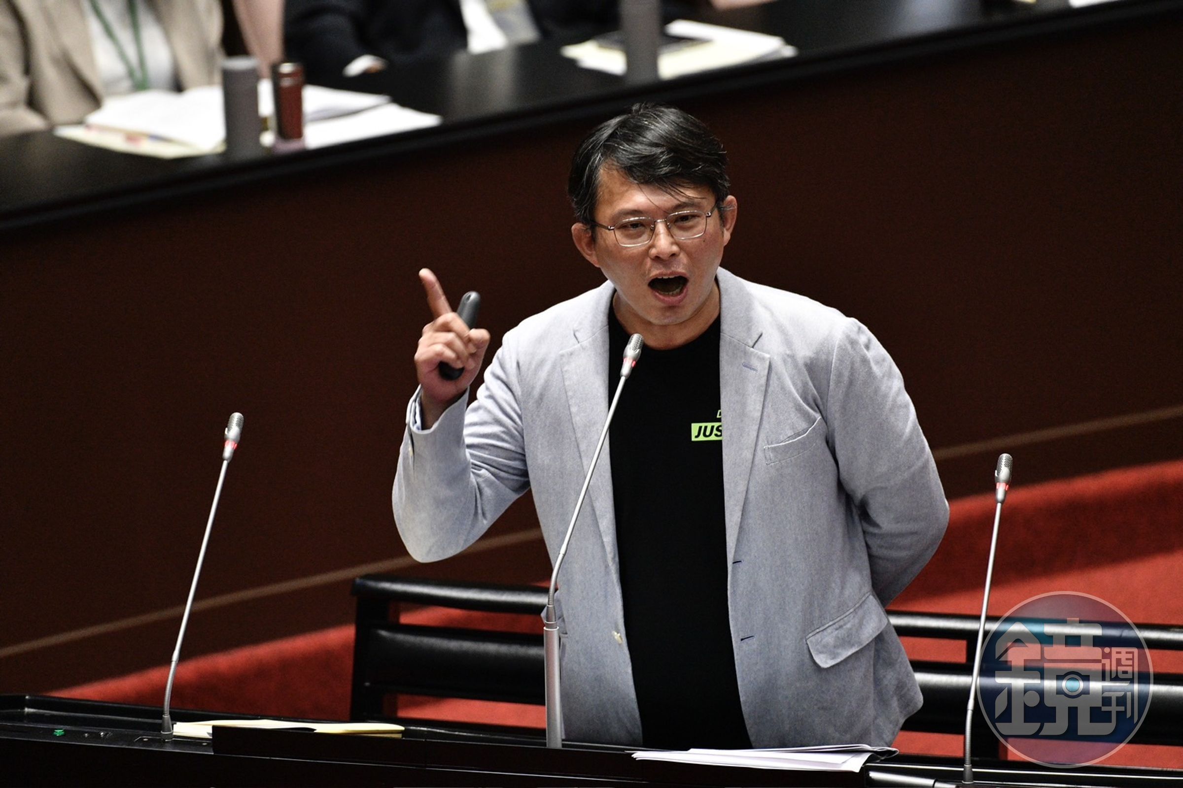 針對黃國昌(圖)近日叫小草們「剪掉」第四台的舉動,王世堅認為台灣是新聞自由的國家,每個人都有自己的選擇權,憑什麼叫大家不要看。(示意圖,本刊資料照)