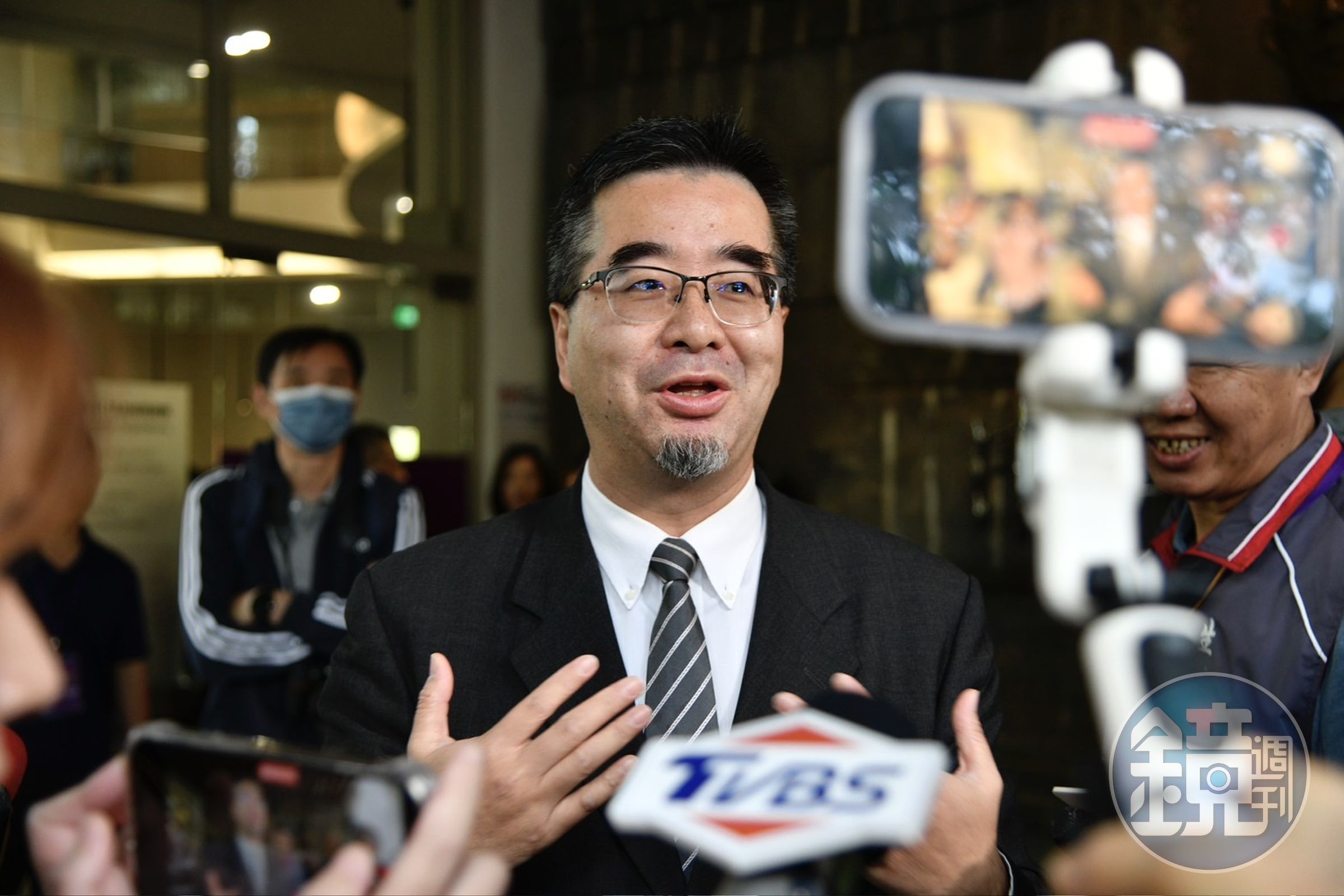 中山女高家長不滿孩子被形容成蜘蛛精故出聲抗議，但蕭旭岑（圖）卻稱中山女高支持民進黨的家長，不要把這件事擴大。
