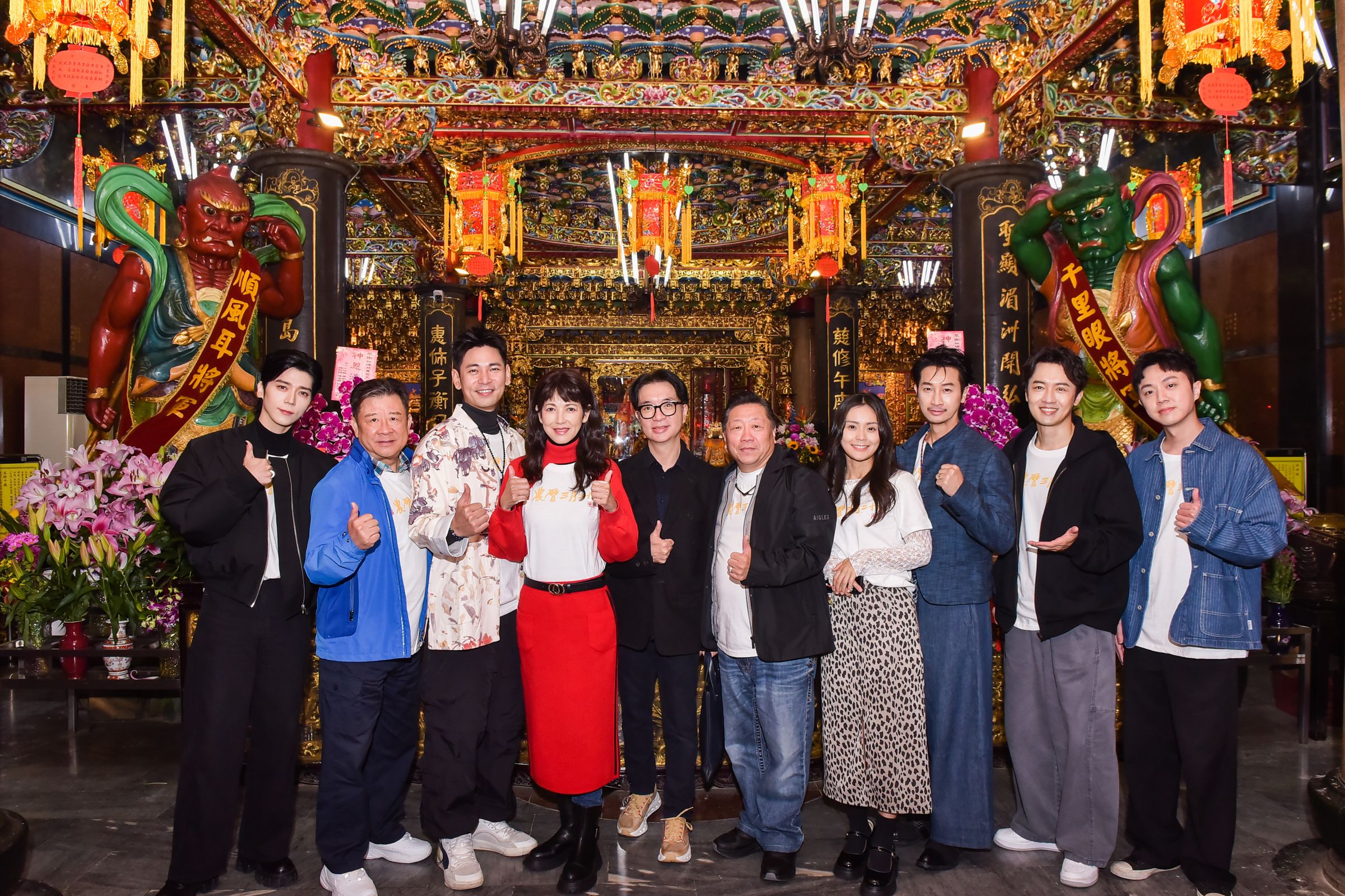 《農曆三月二十三》舉辦封街記者會,不僅主要演員楊子儀、Darren(邱凱偉)、陳明真出席外,也串聯宮廟造勢,傳遞媽祖慈悲渡人精神。(北投映像電影提供)