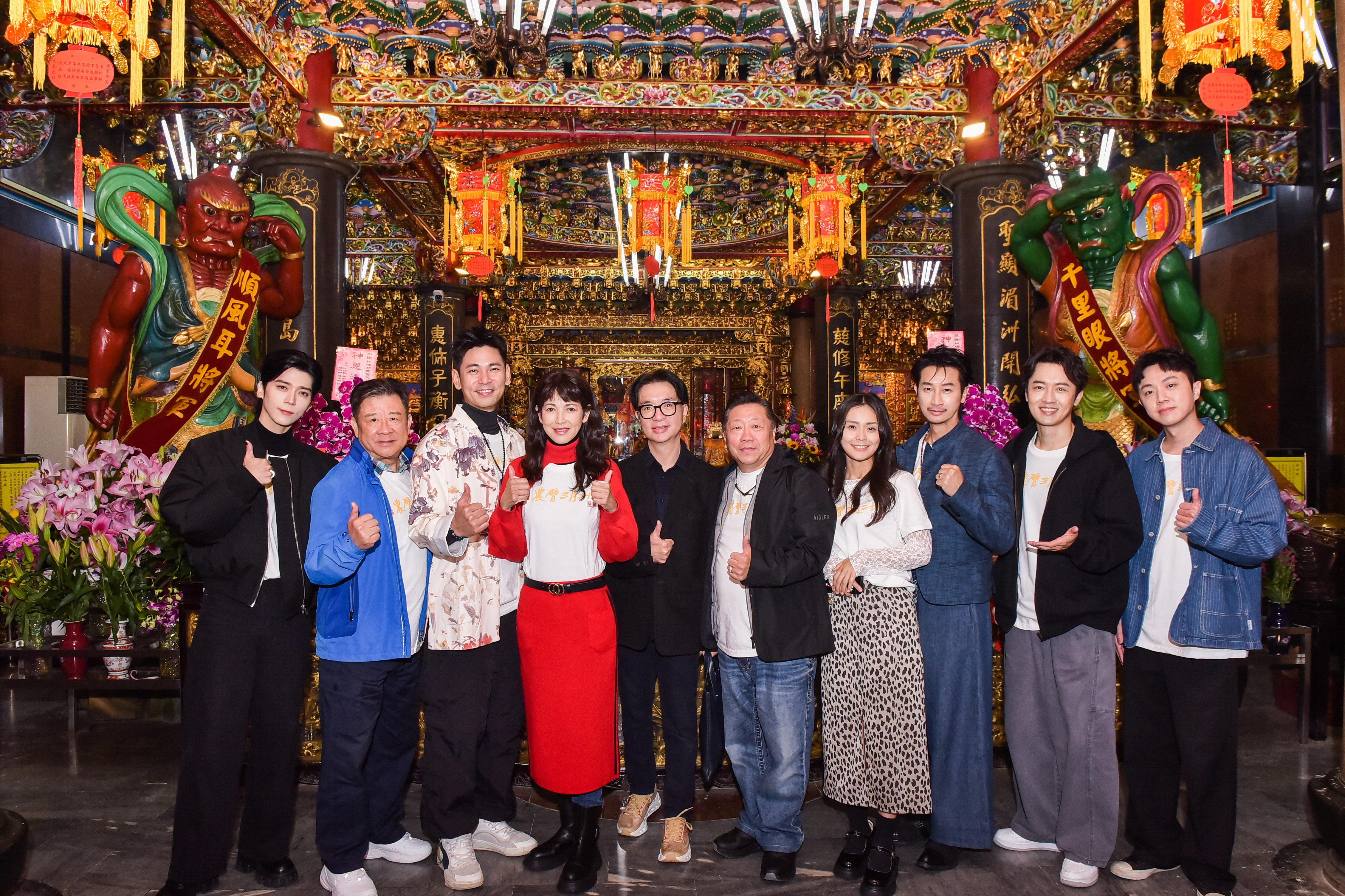 《農曆三月二十三》舉辦封街記者會，不僅主要演員楊子儀、Darren（邱凱偉）、陳明真出席外，也串聯宮廟造勢，傳遞媽祖慈悲渡人精神。(北投映像電影提供)