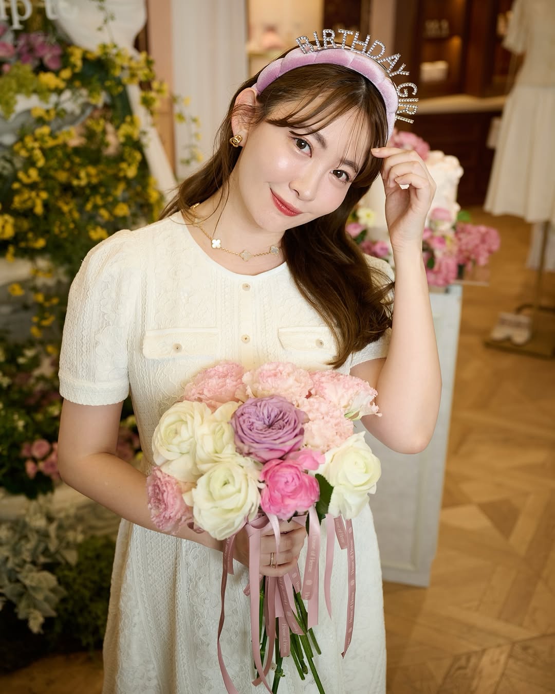 日本前國民女團AKB48成員小嶋陽菜，擁有甜美外型與火辣身材。（翻攝自小嶋陽菜IG）