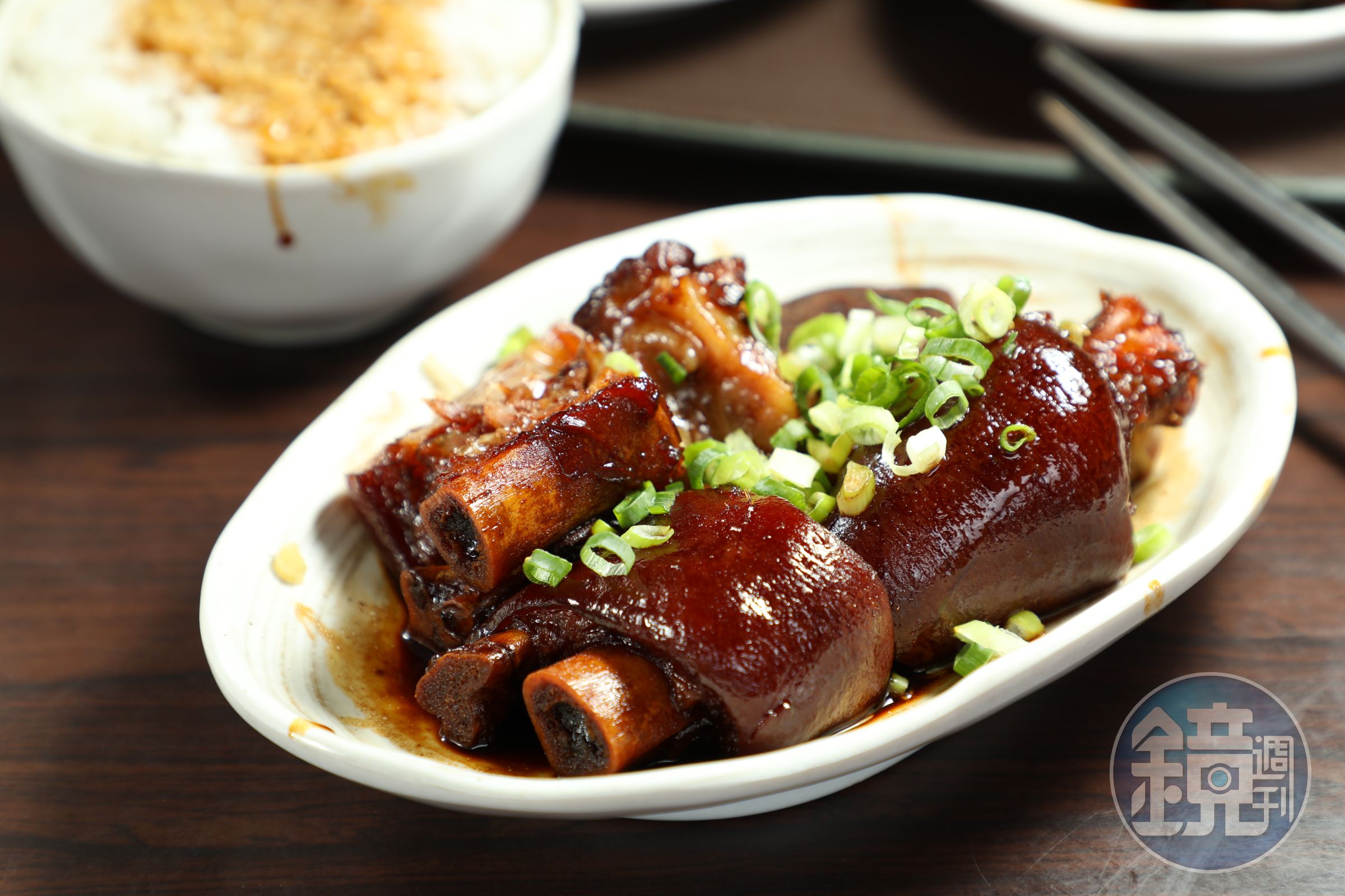 老牌張豬腳的「中段」皮Q肉嫩，頗有嚼感。（130元／份）