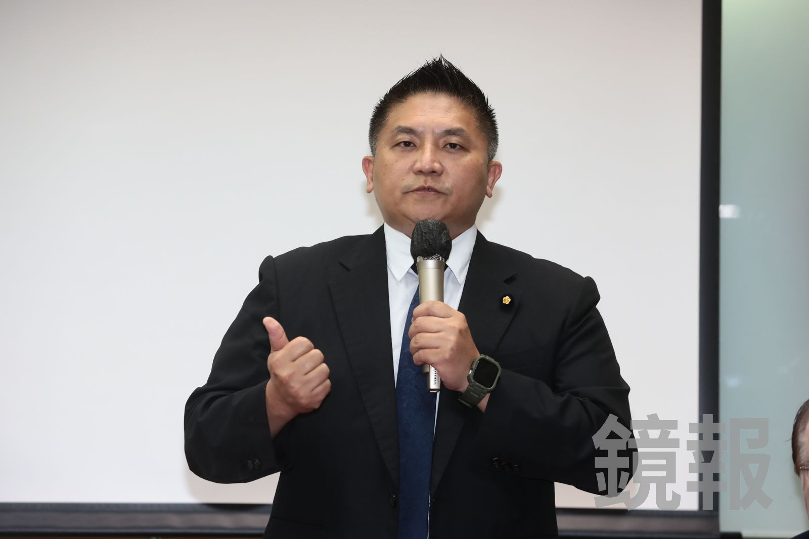 吳宗憲不挺翁曉玲提修法「縮短羈押期」 黃智賢:終於變成綠宗憲