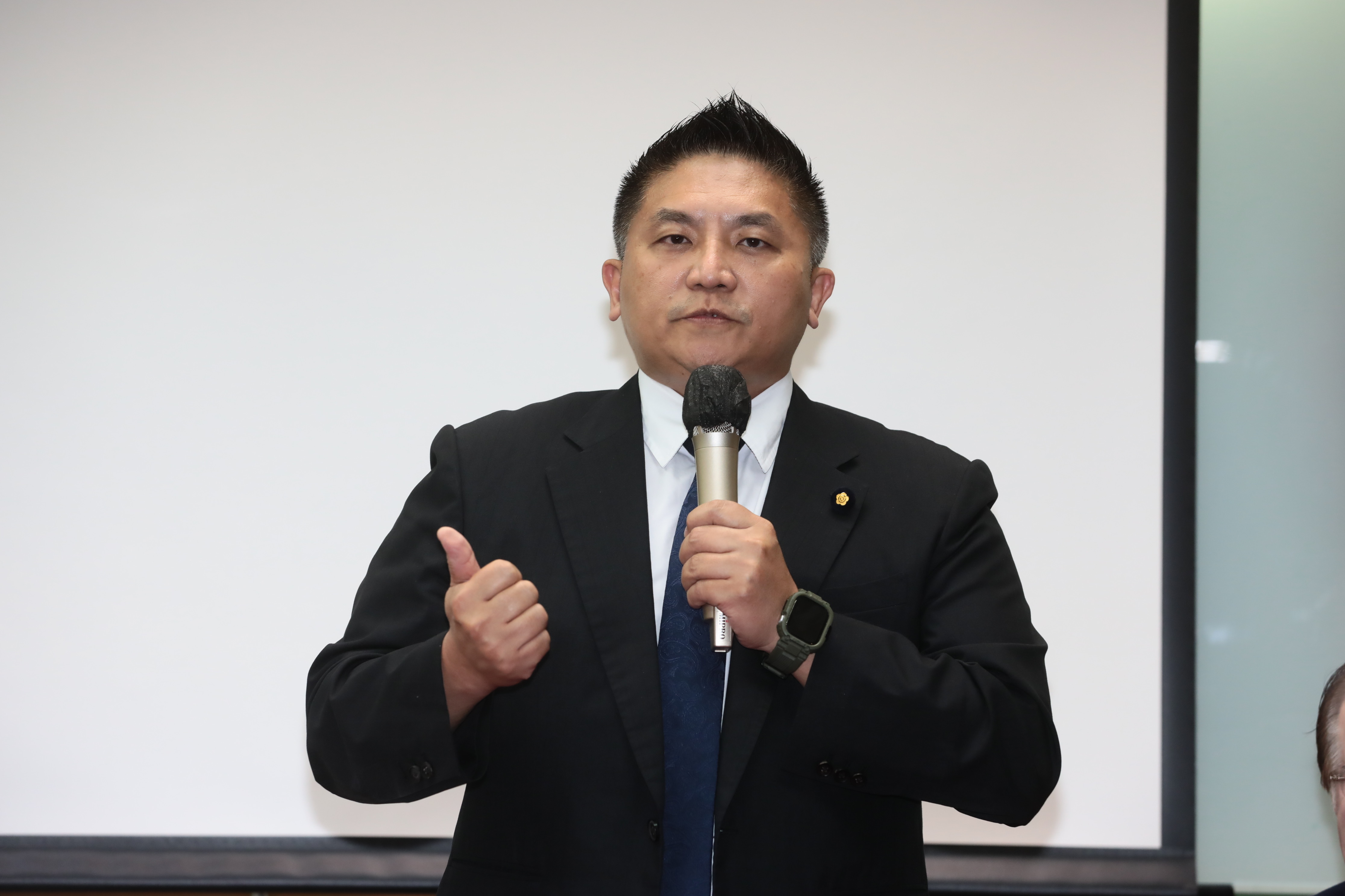 國民黨立委翁曉玲提出修正《刑事訴訟法》第108條「縮短羈押期限」，結果同黨立委吳宗憲並不力挺。（鏡報林煒凱攝）