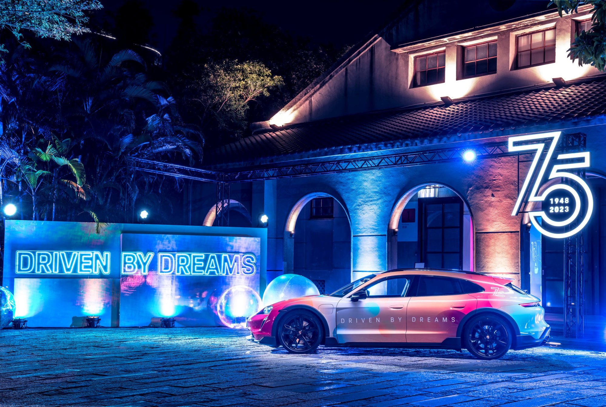 【鏡車文化】馬力與夢想交織的場域！PORSCHE Taiwan歡慶保時捷跑車75周年