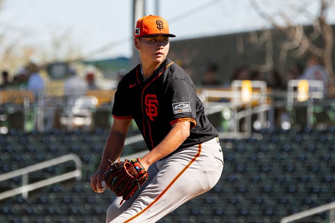 鄧愷威今日5局下控球失準遭遇大亂流，單局丟4分種下敗因，無緣本季第3勝。（翻攝自鄧愷威IG）