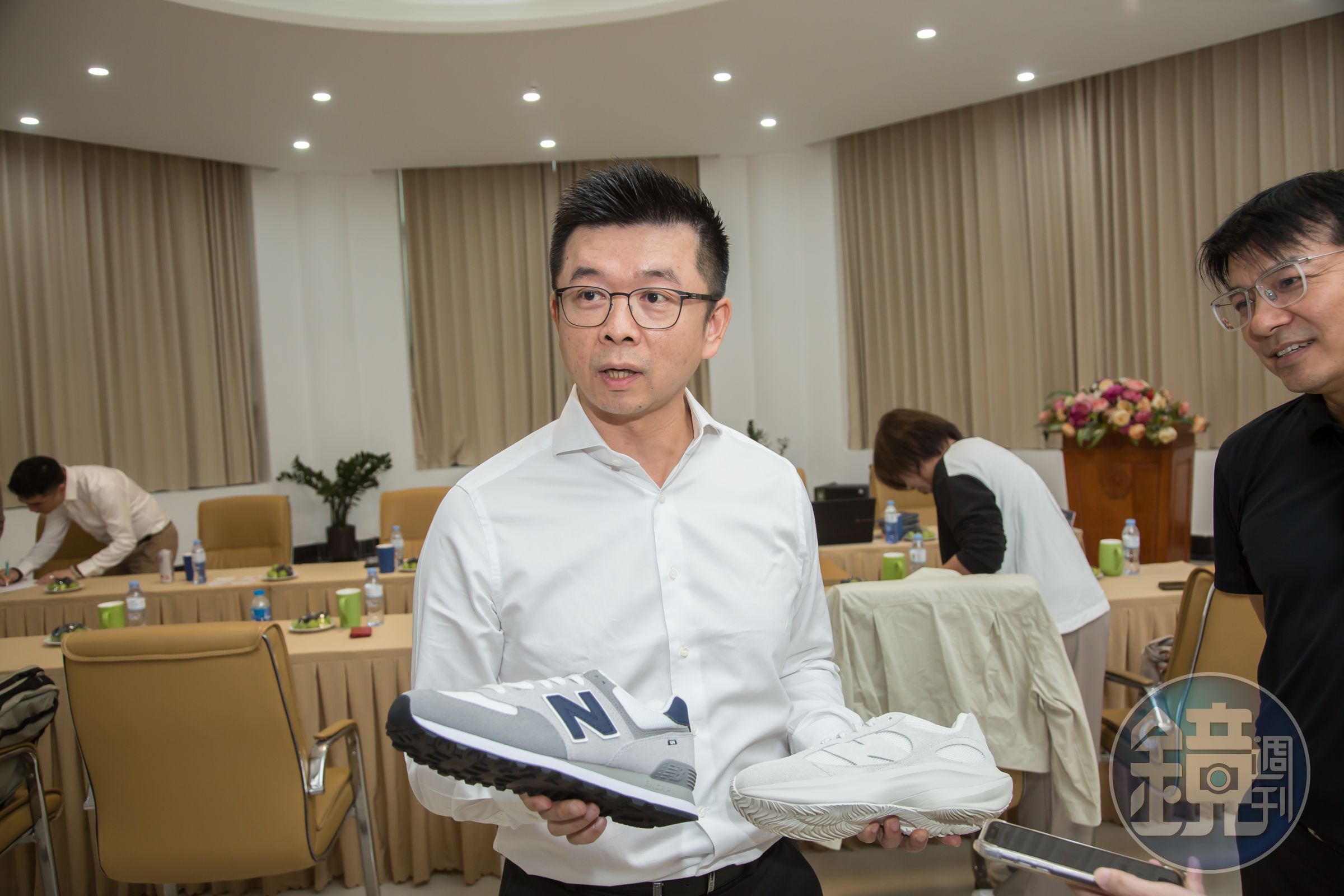 劉安哲接班中傑後,大膽擴廠,設立專屬客戶研發中心,推升營收。