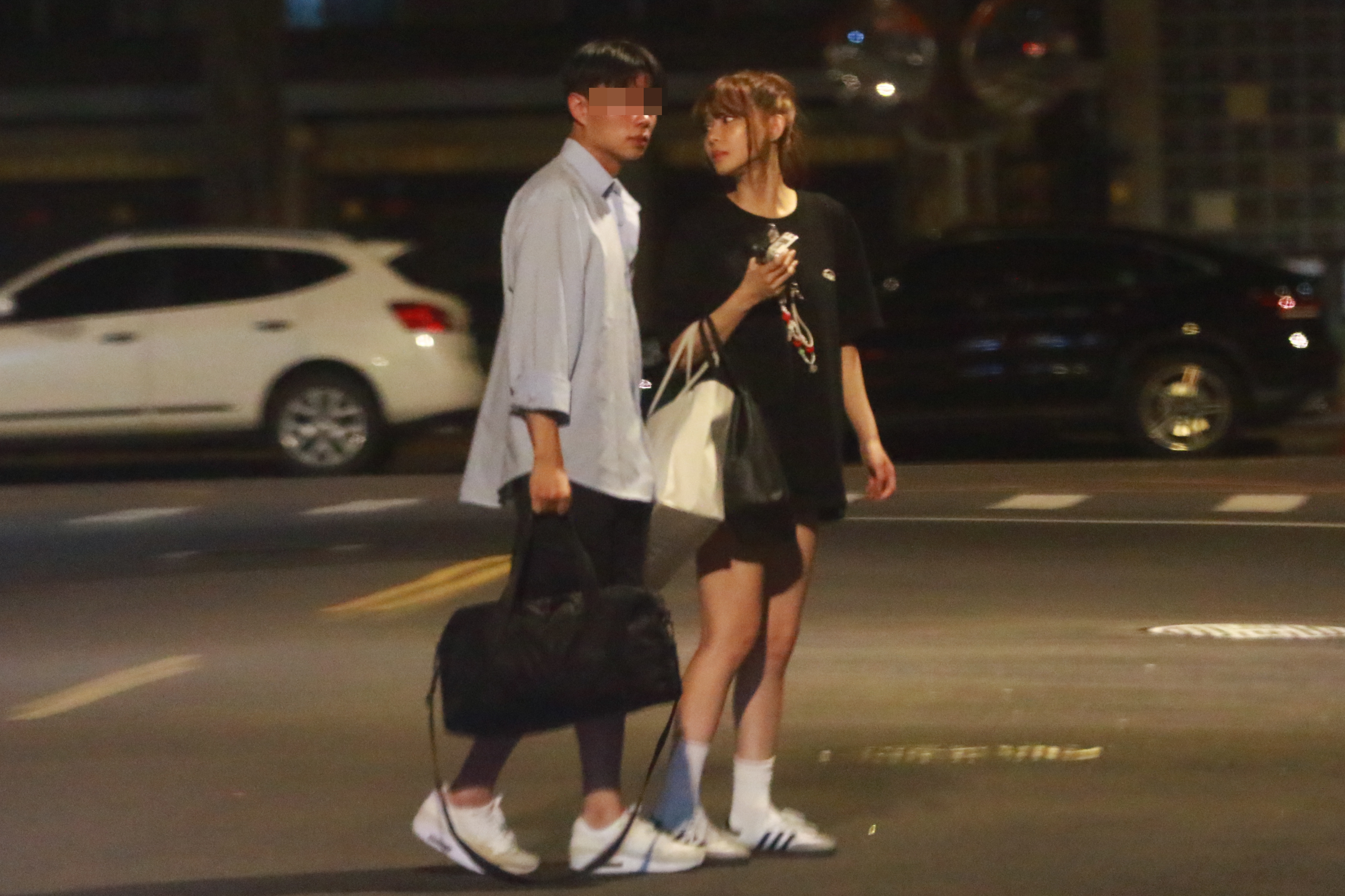 關於陳怡叡與千億鞋業富二代Steven的戀情有愈來愈多消息爆出。