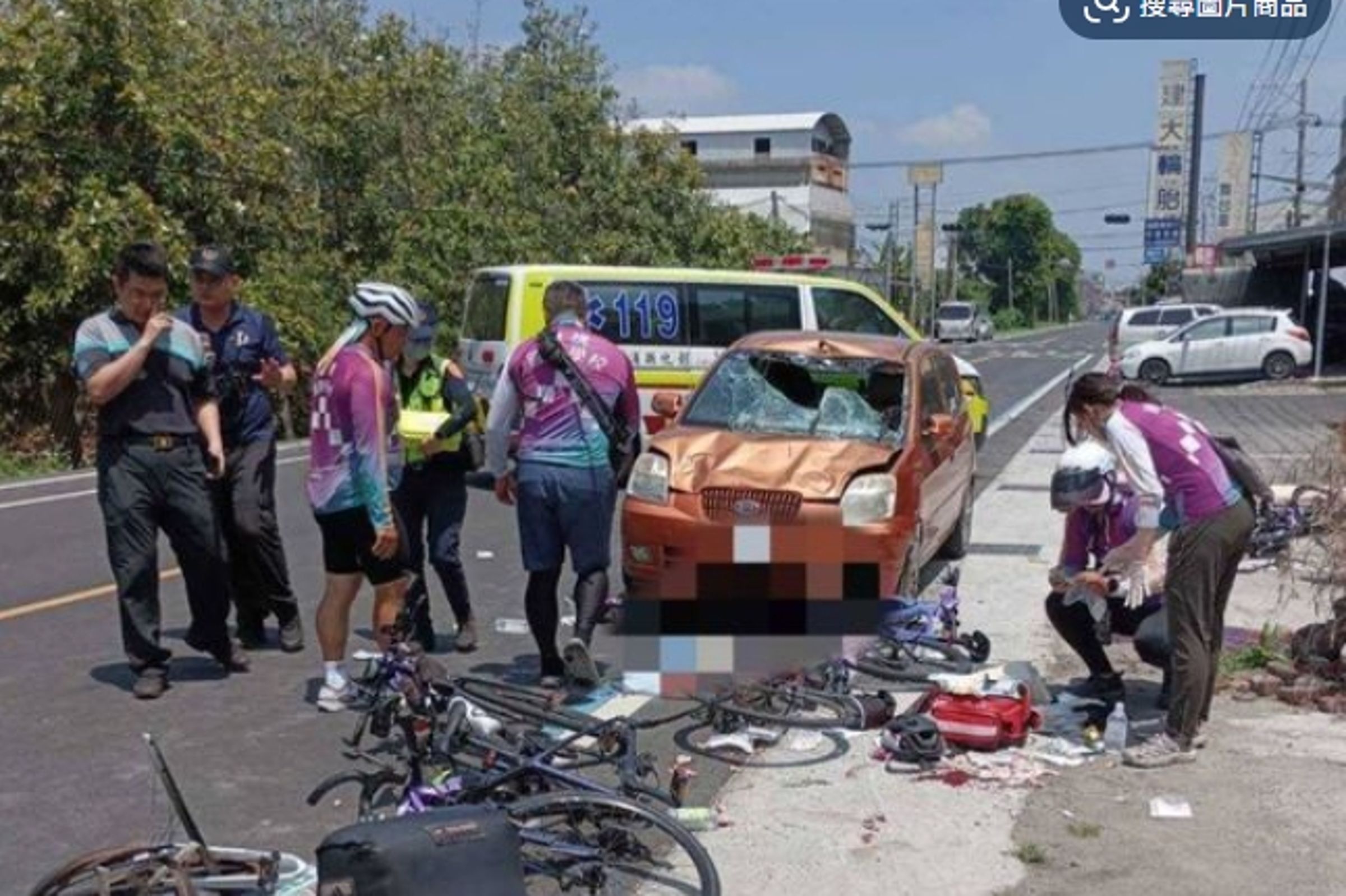 一名毒駕逆向衝撞康橋車隊,造成7名學生受傷,公路局指出,其刑責可關7年,罰金上看百萬,且終身禁考照。(翻攝畫面)