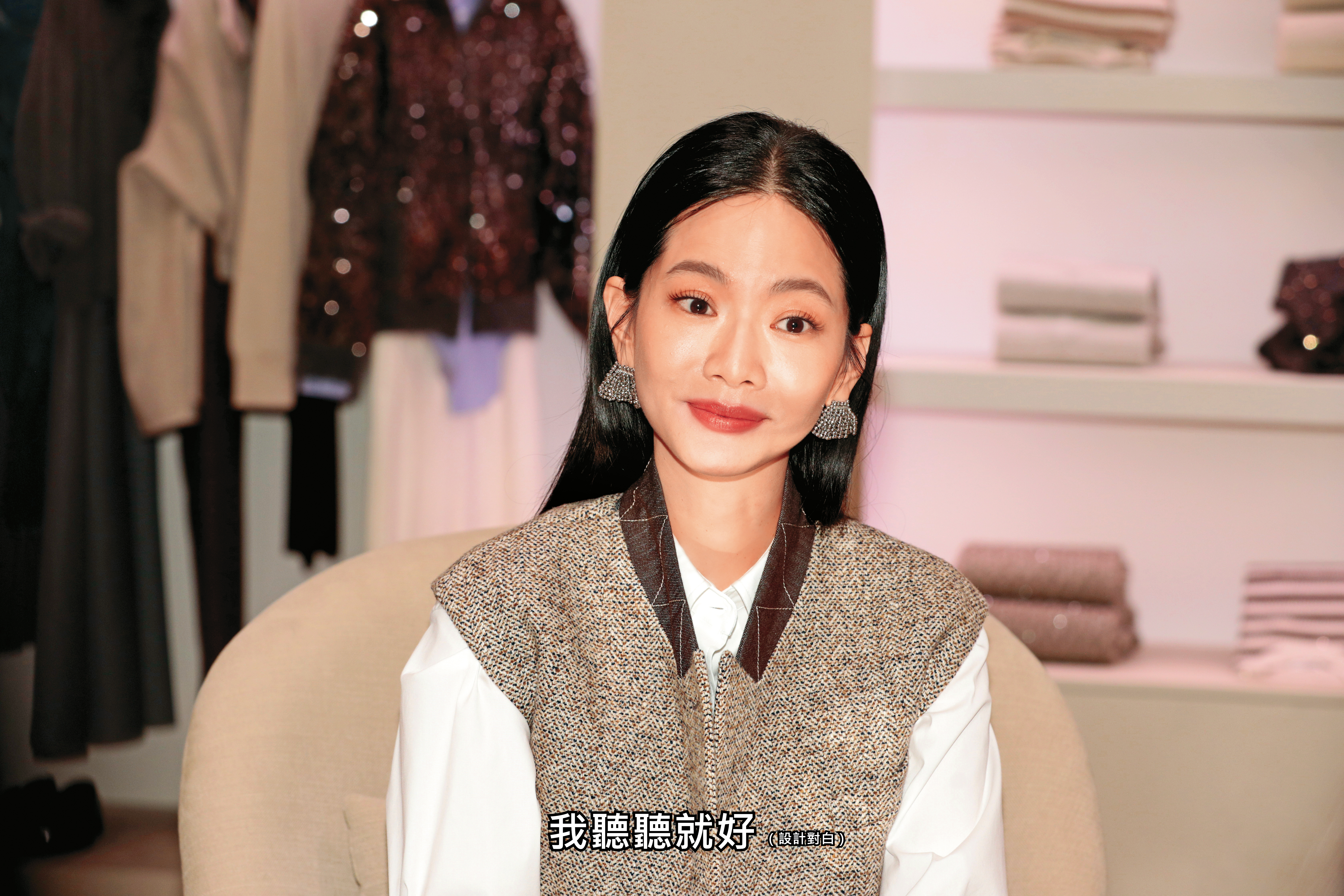 曾之喬這尷尬又不失禮貌的微笑，拿來應付「母奶魔人」剛剛好。