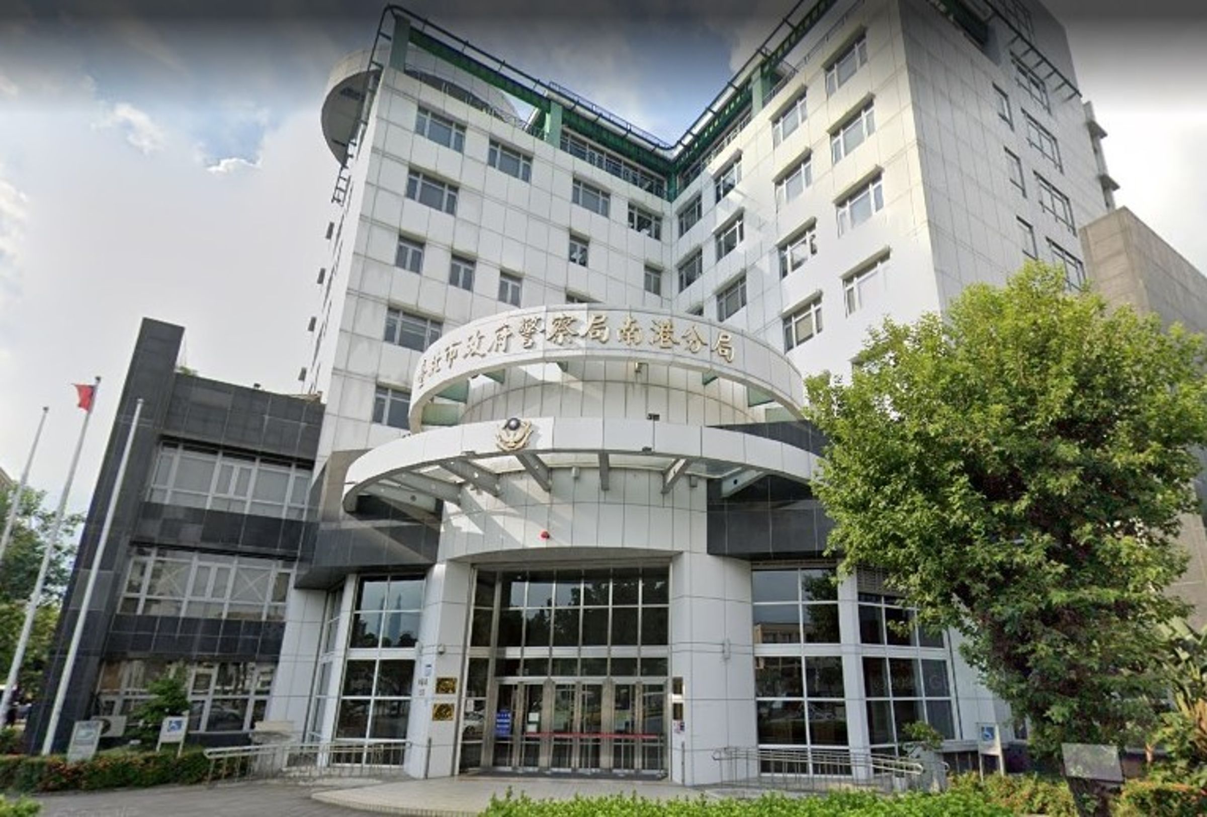 港分局督察組調查釐清後,將徐員依侵占遺失物及偽造文書送辦。(翻攝自GoogleMap)