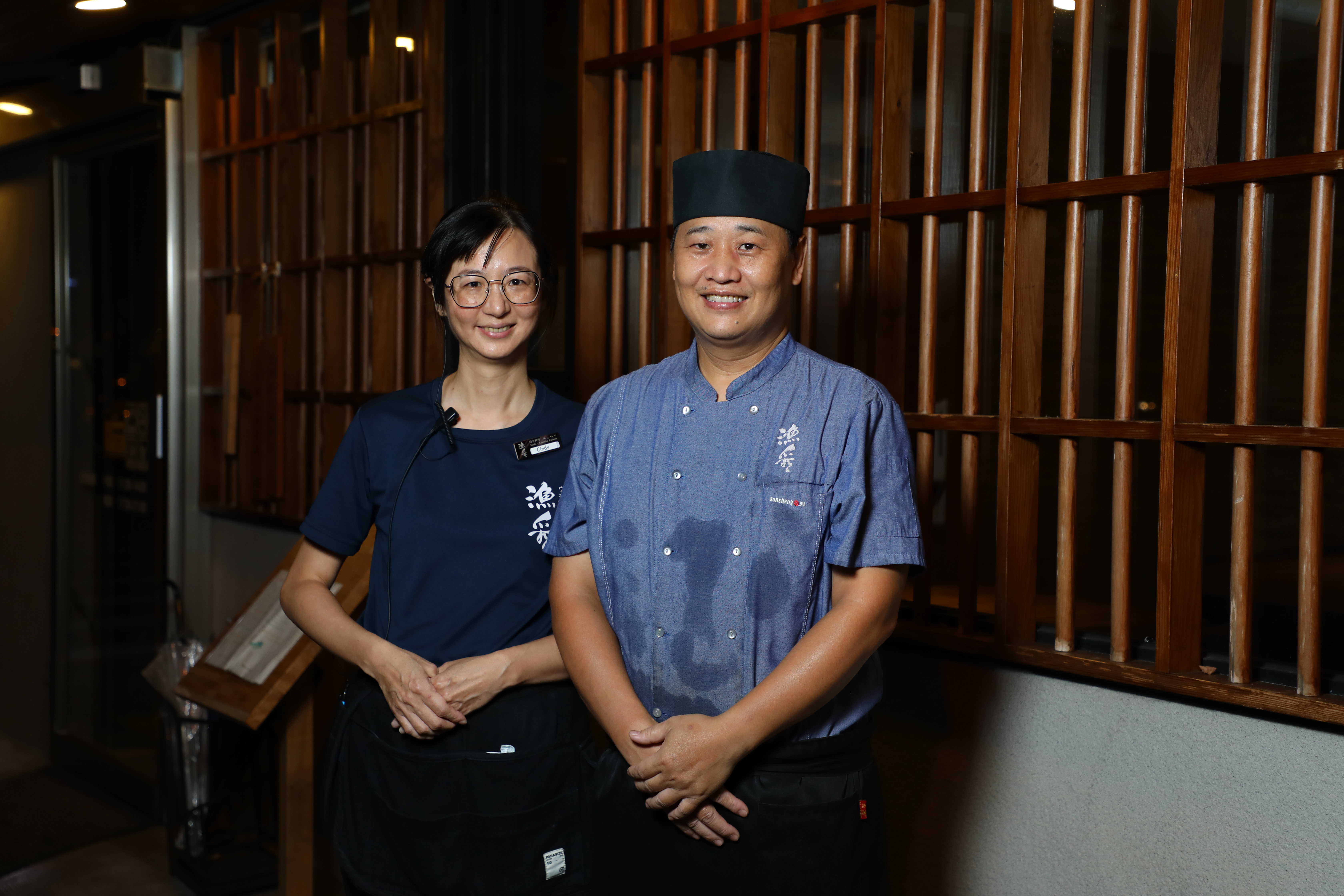 林青諭（右）和巫欣黛（左）攜手將專業日本料理服務帶來台東，也讓在地物產有更多發揮空間。