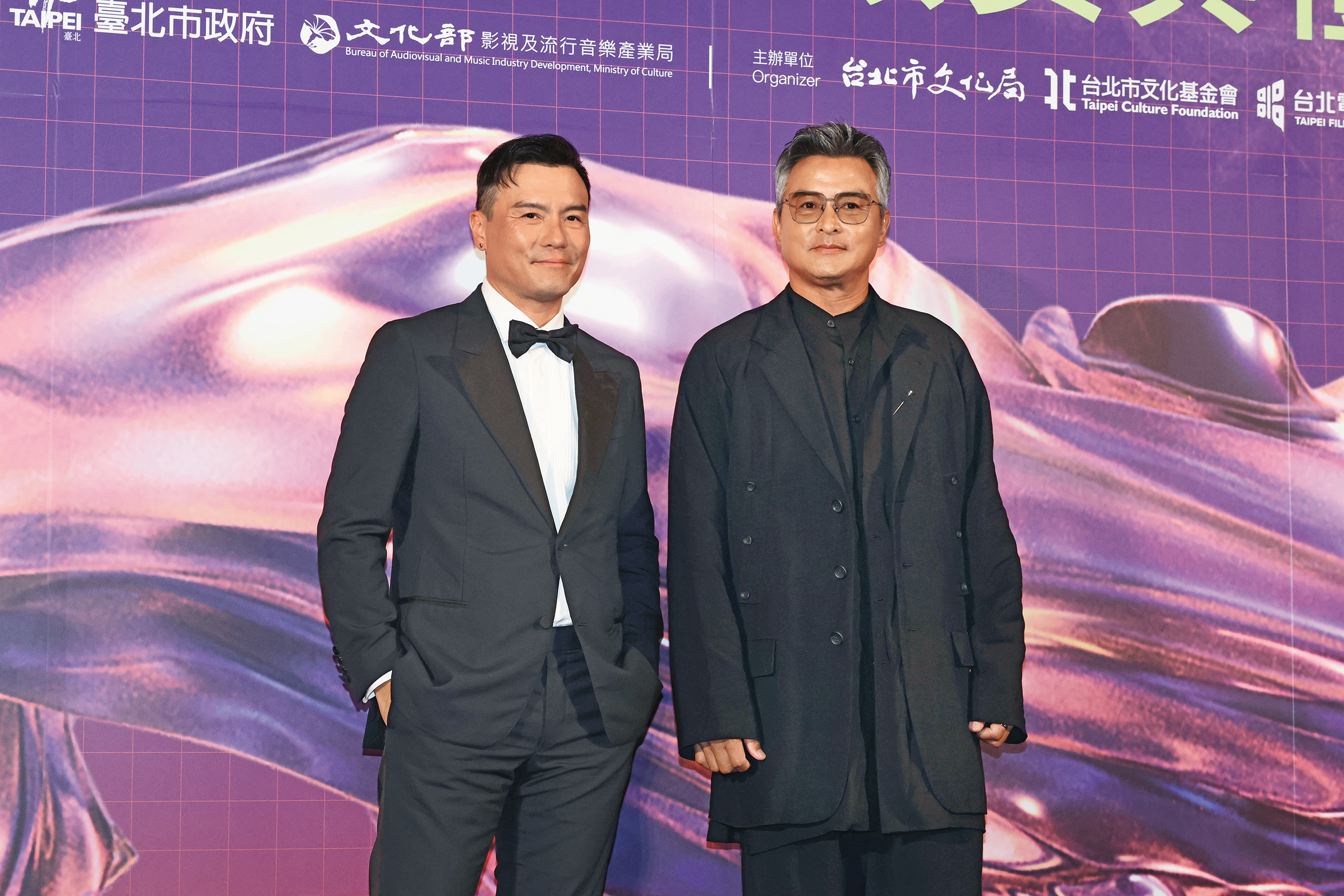 李銘順(右)也出現在《整外春秋》的客串名單之中。左為李銘忠。