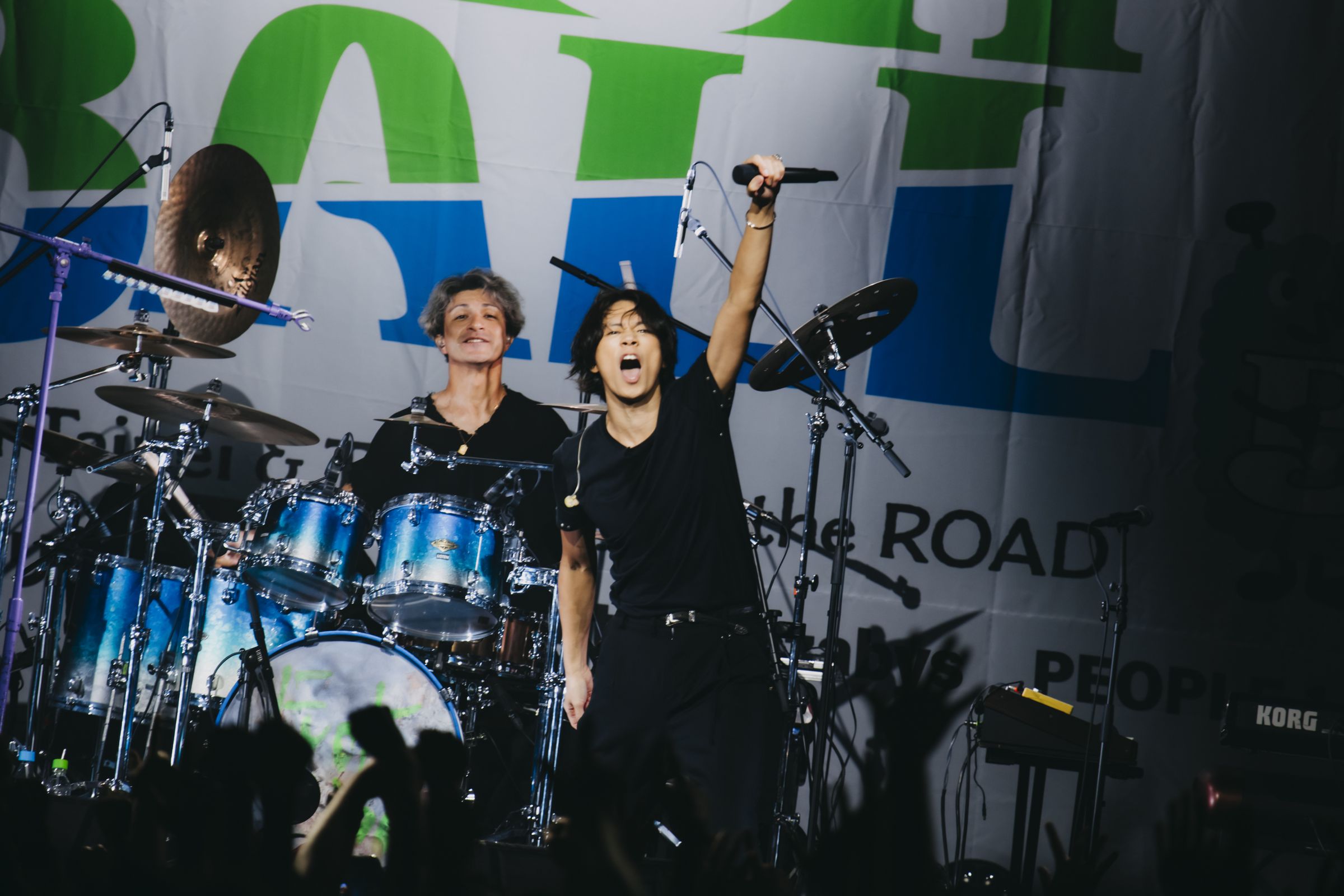 [Alexandros]主唱川上洋平喊話要「偷走」所有人的心。（好玩專賣店提供）