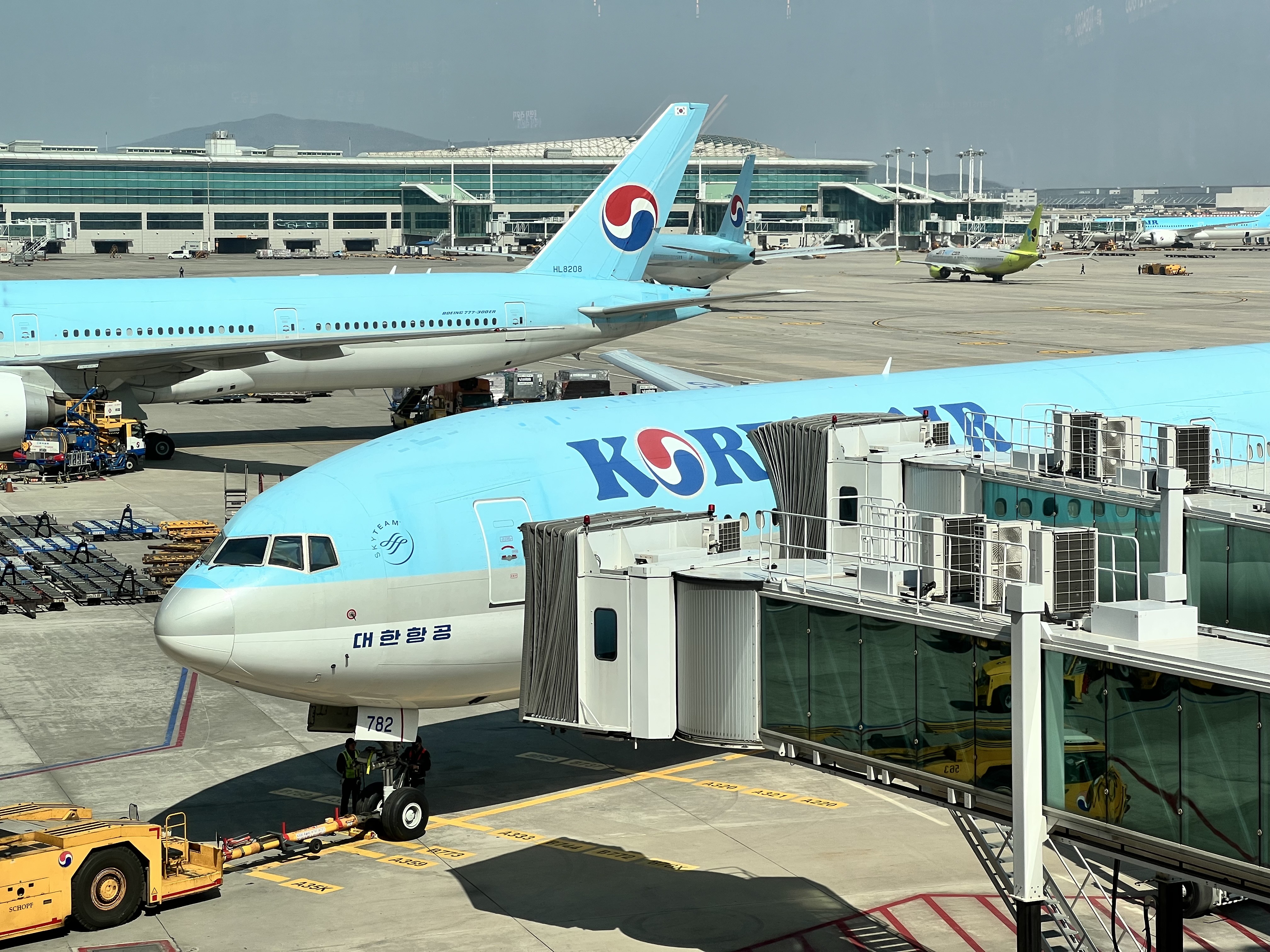 大韓航空週一（25日）宣布，將斥資362億美元向波音（Boeing）採購103架新飛機。