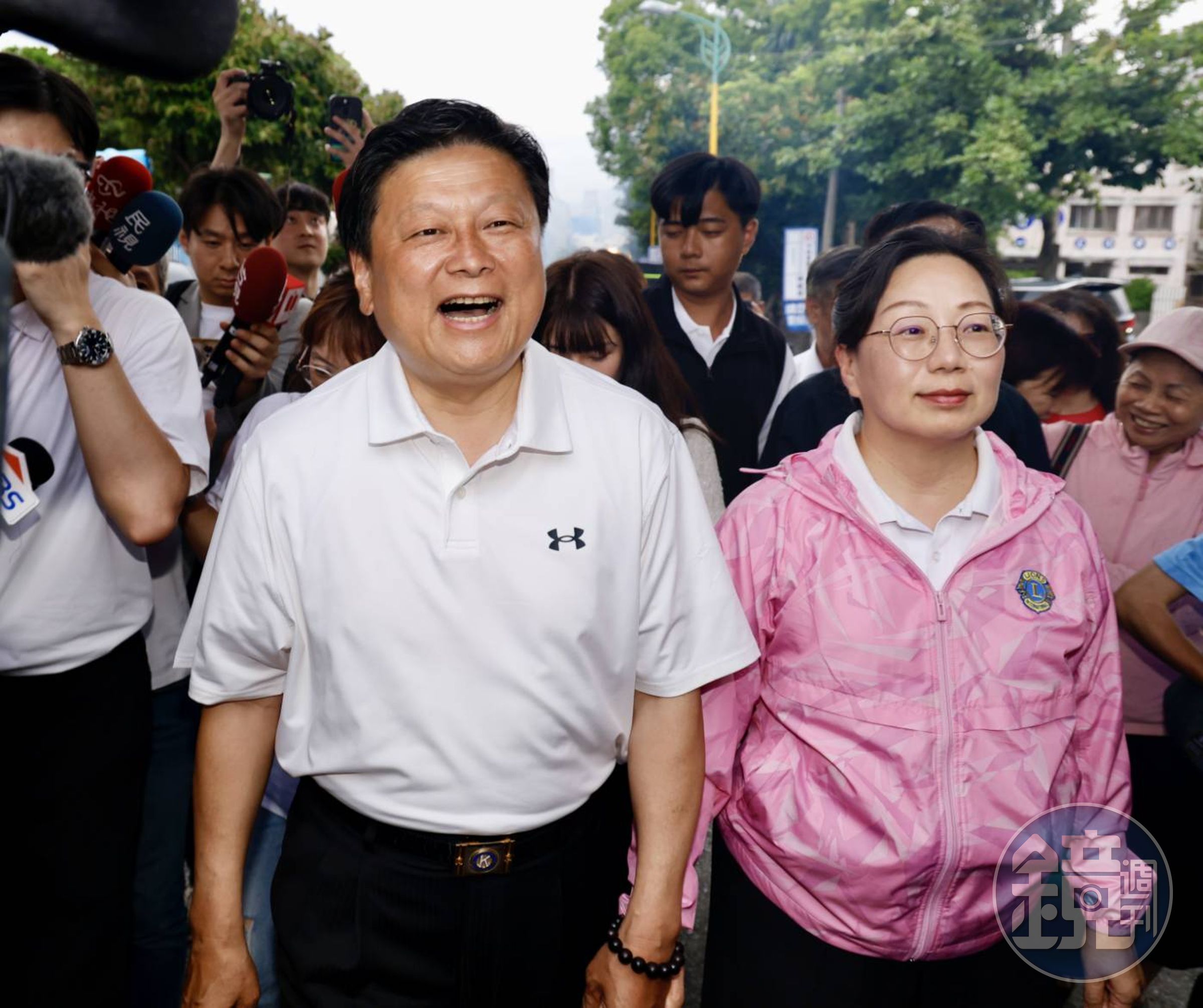 傅崐萁也宣布挺過罷免，碩董事長童子賢回應了。