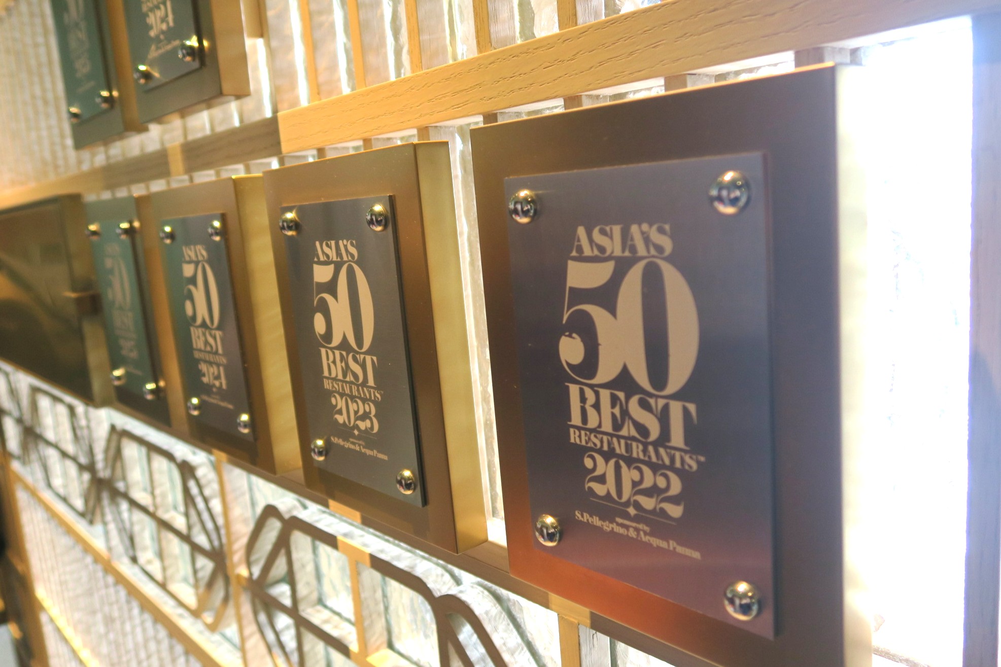 WING是亞洲50最佳餐廳的常勝軍，在世界50最佳餐廳的排名也很靠前。