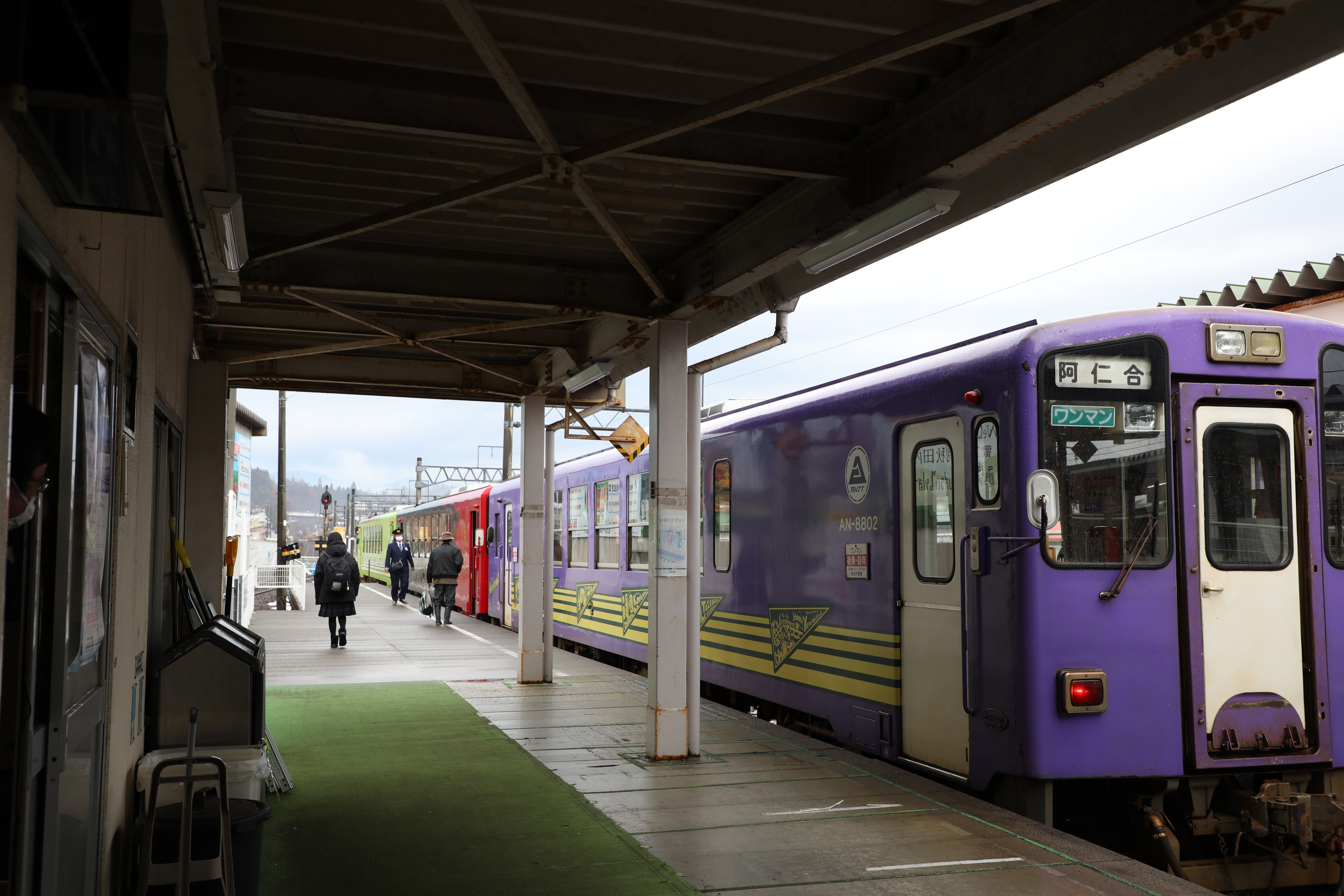 秋田內陸線的車票並不便宜,從角館搭普通車到阿仁合,車費也要1,300日圓(約NT$275)。