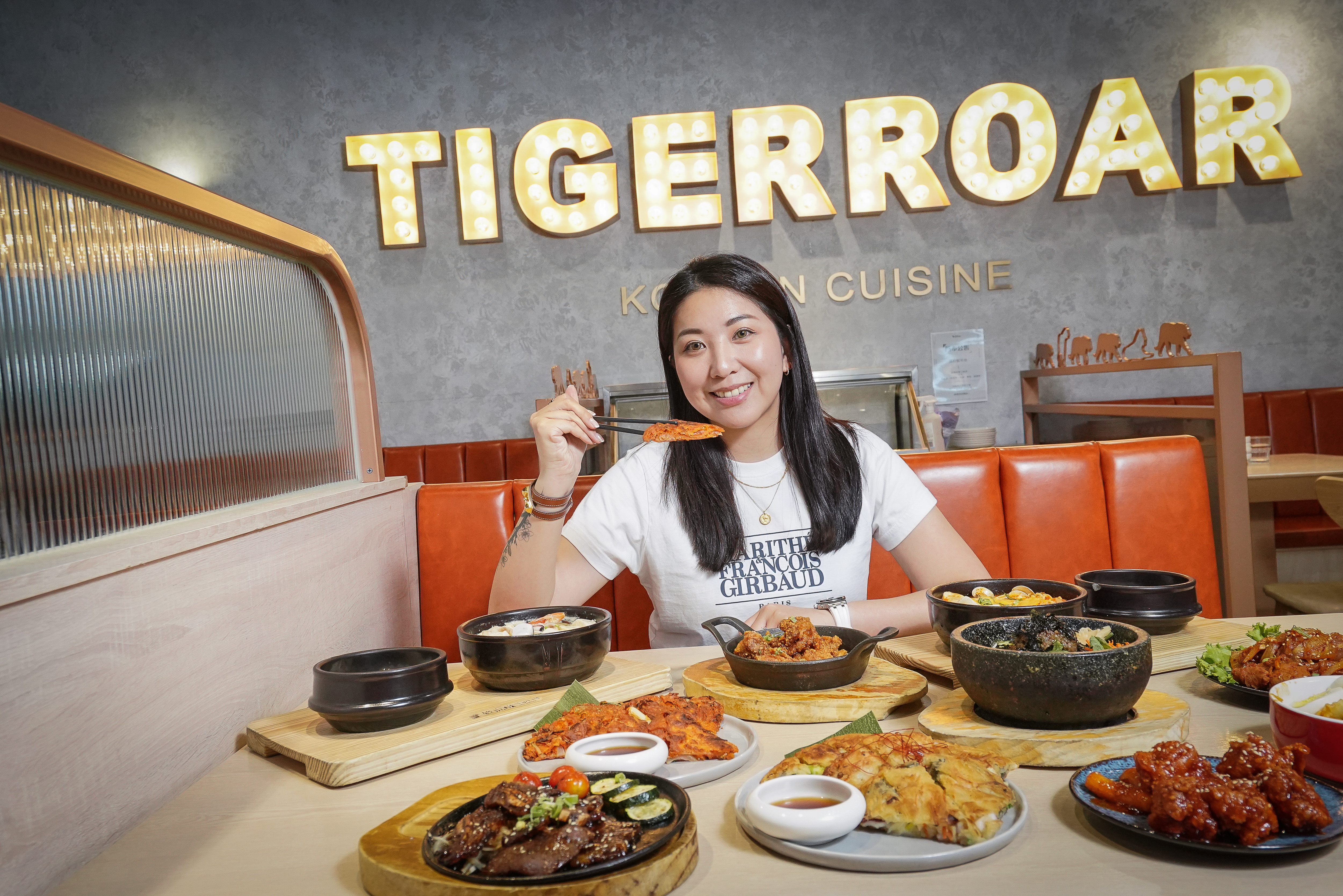張雅涵24歲就創業開餐廳，憑著膽大心細開出4個品牌11家韓式料理，年營收共1.5億元。