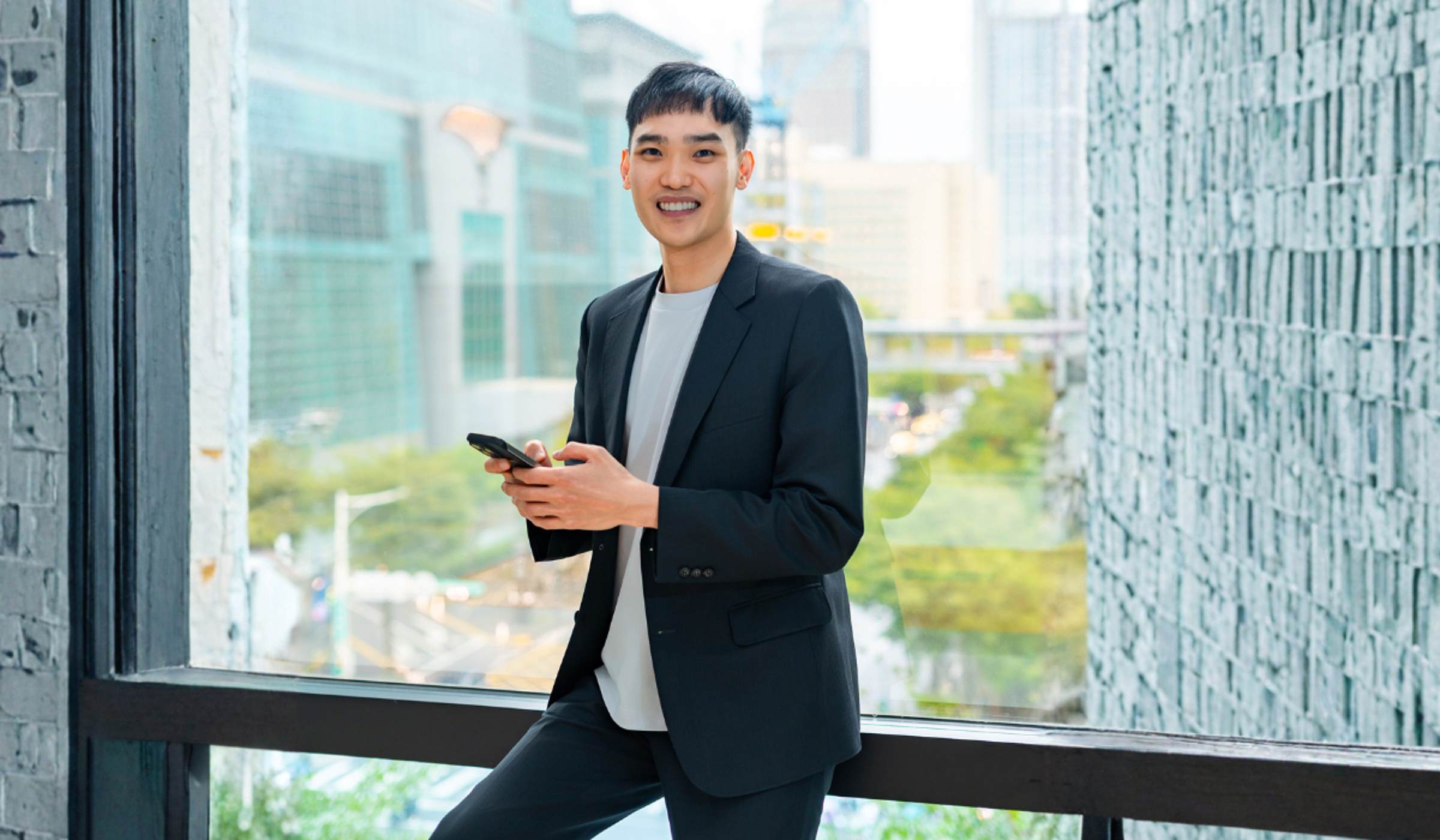 信義企業集團MA黃柏瑋加入MA計畫的初衷,就是希望邁向管理職、打造有發展性的職涯,去年僅30歲的他也順利「達標」圓階段性夢想。(信義房屋提供)