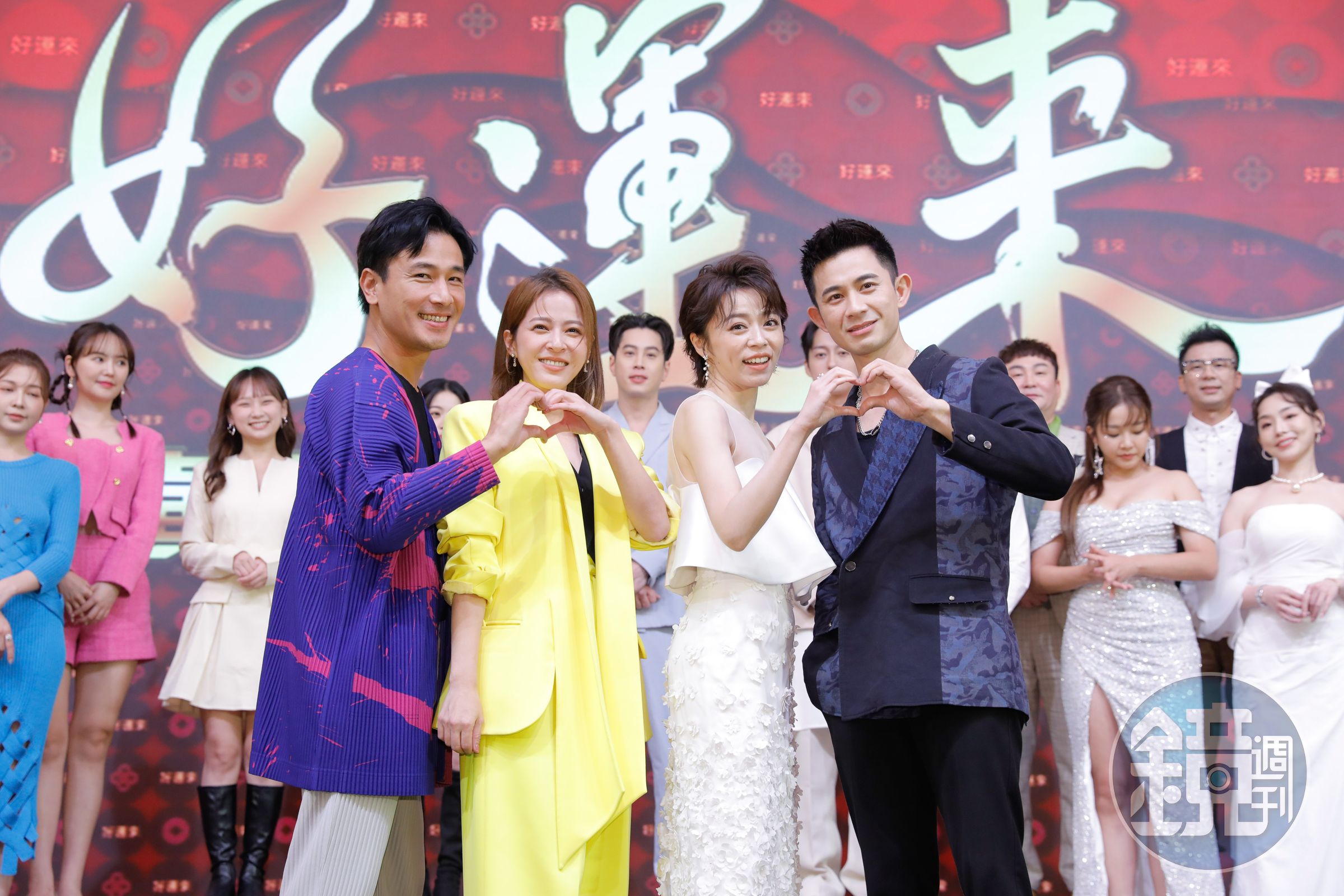 傅子純（左起）蘇晏霈、王瞳、曾子益今天亮麗出席首映。
