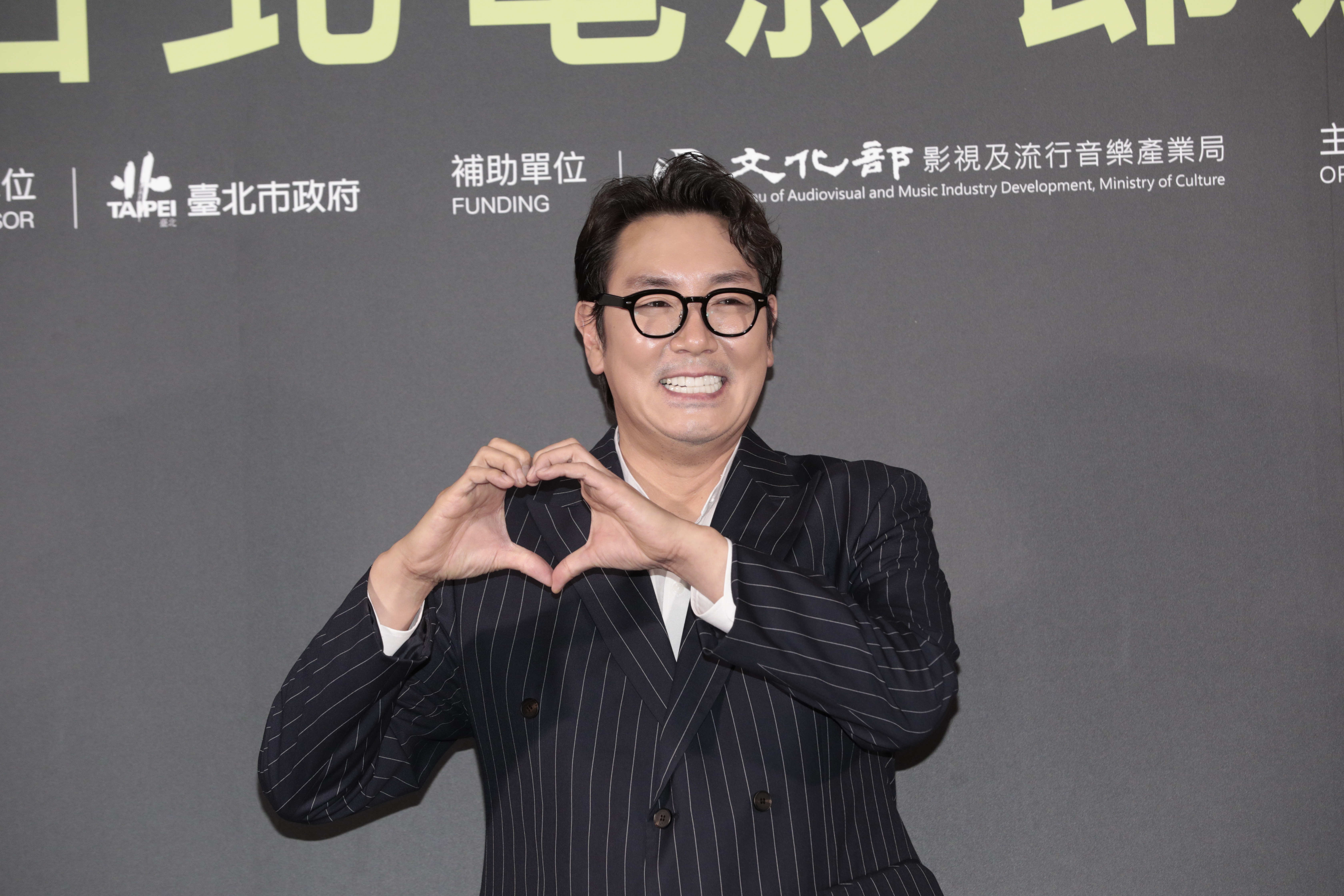 趙震雄參加台北電影節，表示回去要跟很多明星炫耀，像是李帝勳，讓他們也羨慕。