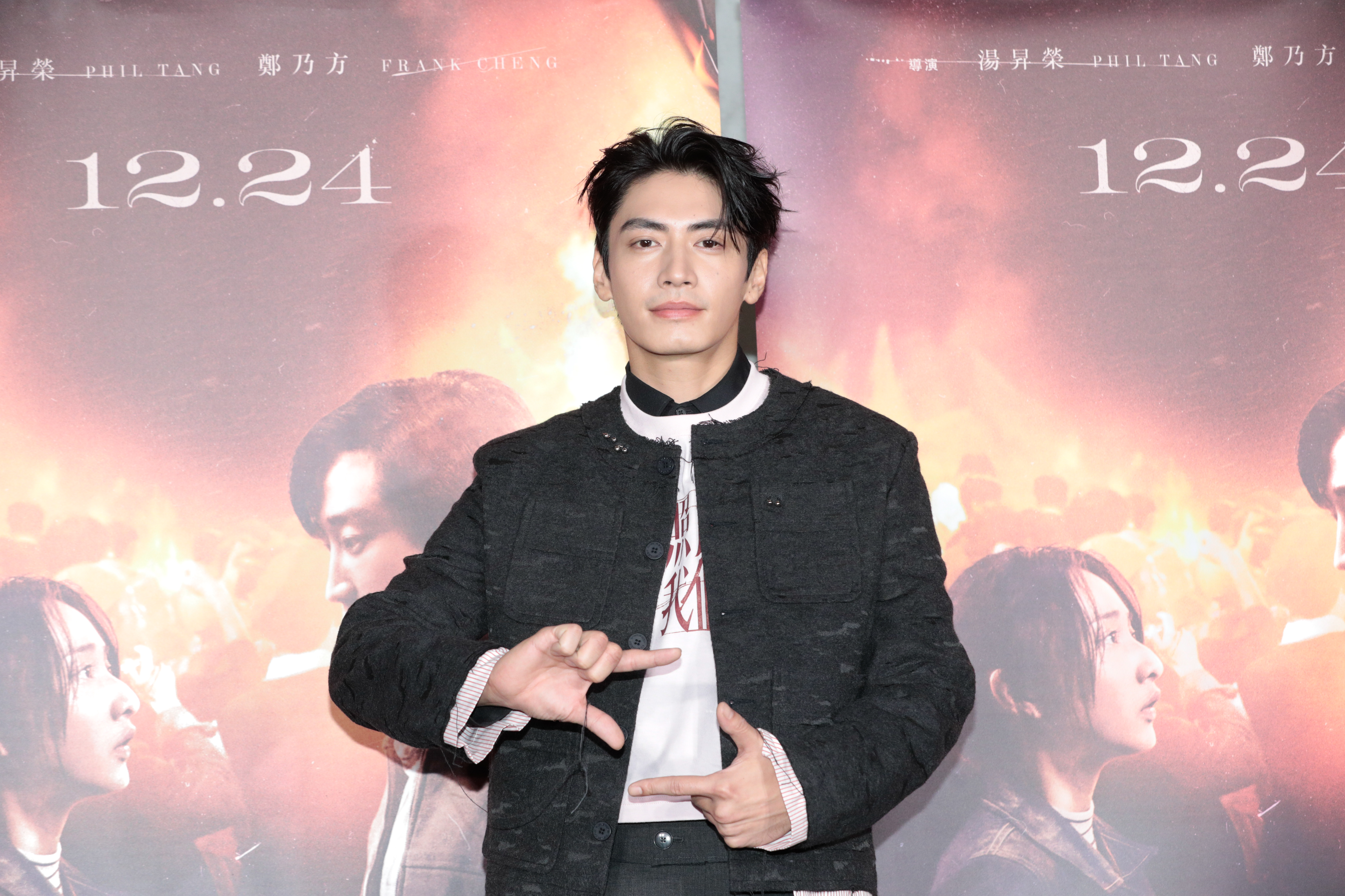 扮演70年代青年，宋柏緯把表演的節奏放慢，也利用假髮與眼鏡令自己更進入角色。