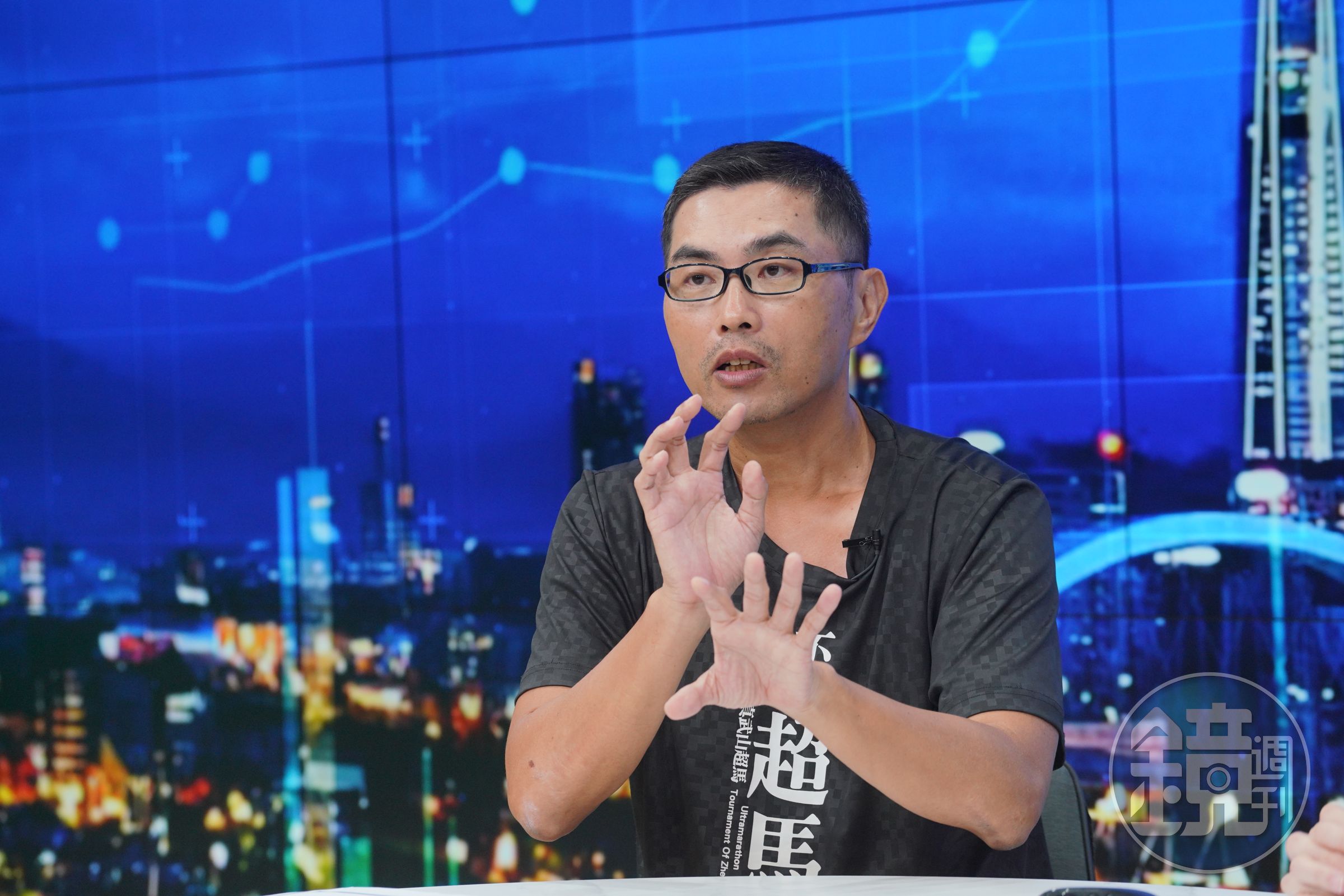 投資達人超馬芭樂王仲麟建議，高股息ETF投資人可做適度調配。
