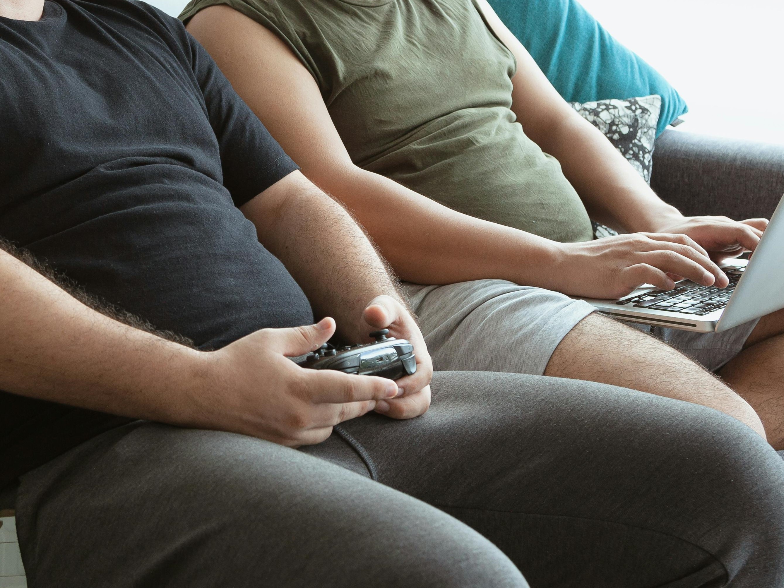 一項發表於《新英格蘭醫學雜誌》（NEJM）研究顯示，肥胖具有顯著的「社會傳染性」。（翻攝自pexels）