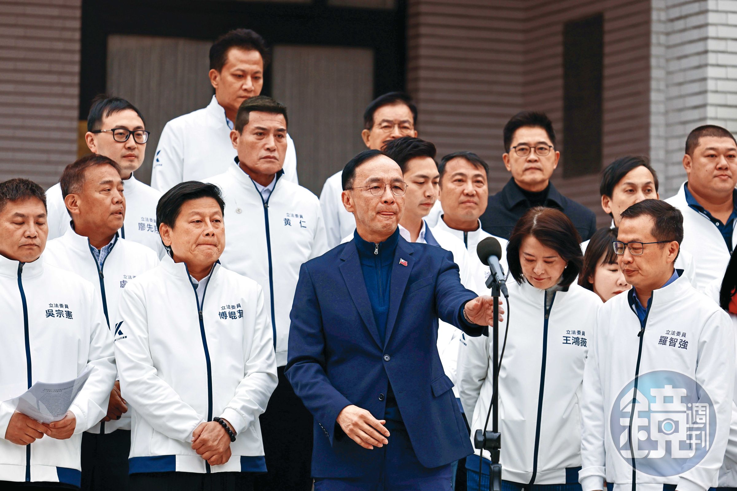 國民黨迎戰罷免浪潮,祭出反廢死、反戒嚴議題,力拚「公投綁罷免」。
