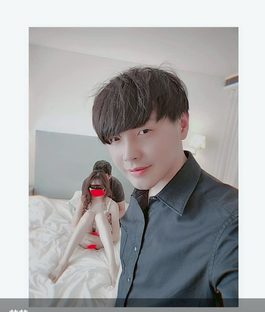 小艾曾兼職接拍過夫妻私密寫真,他覺得過程很特別。「用我的溫暖讓他們感受到不一樣的生活…」他寫道。(翻拍小艾自臉書)